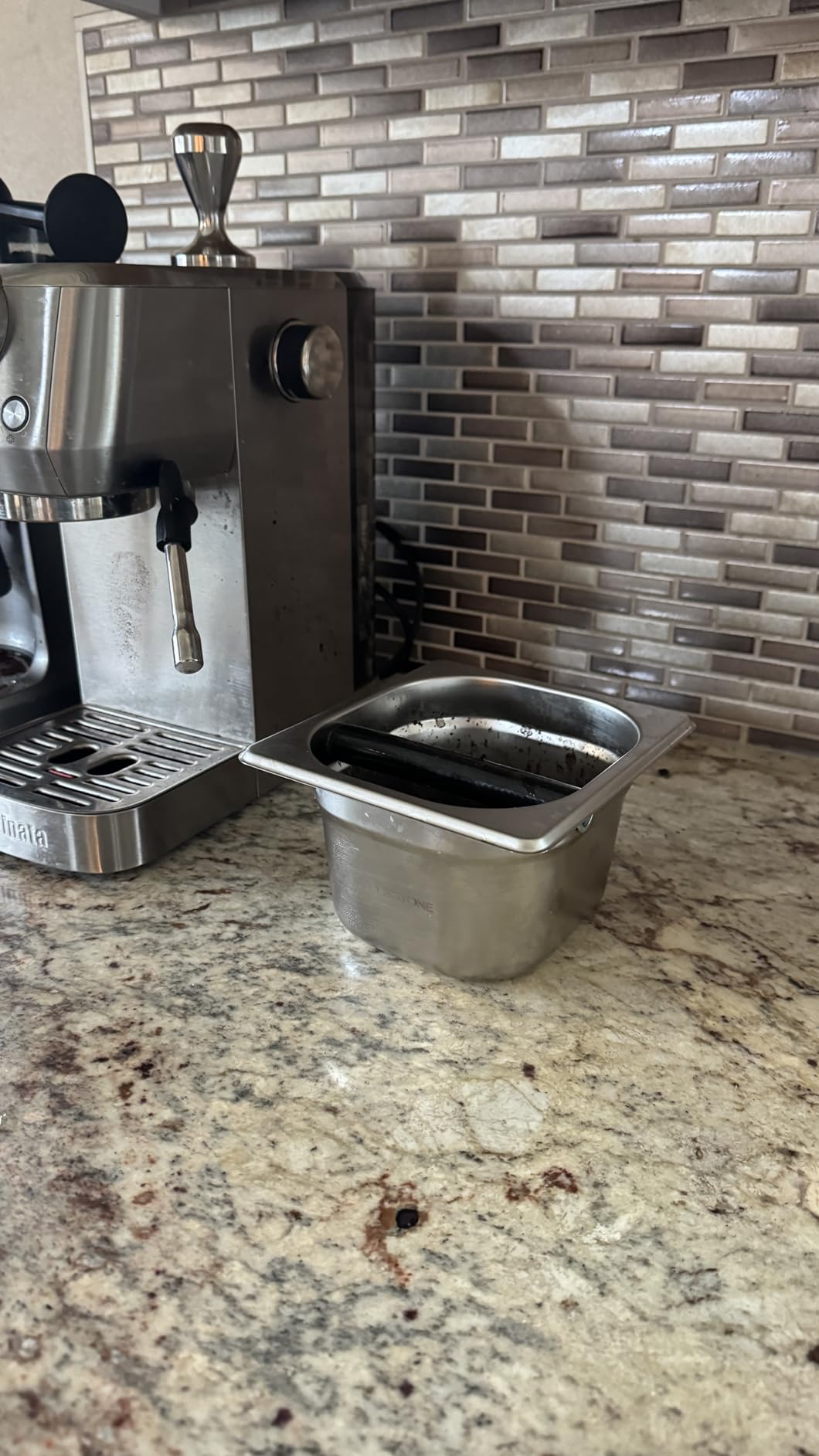 Coffee Knock Box Stainless Steel, 6.9 Inch Espresso Knock Box for Espresso Coffee Grounds, 1.5L Large Capacity Built-In Knock Box with Rubber Knock Bar for Home Barista & Coffee Bar customer photo 1