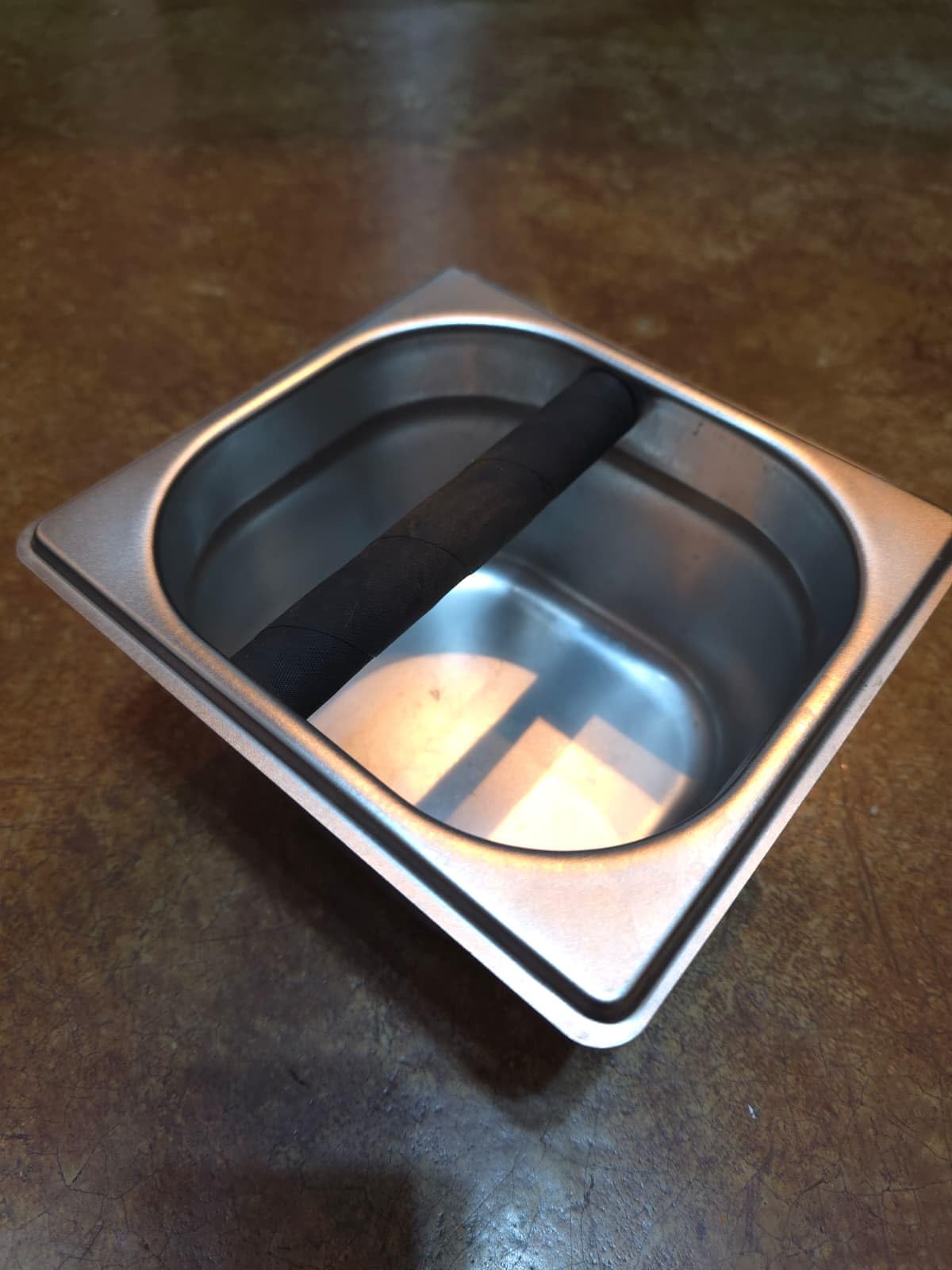 Coffee Knock Box Stainless Steel, 6.9 Inch Espresso Knock Box for Espresso Coffee Grounds, 1.5L Large Capacity Built-In Knock Box with Rubber Knock Bar for Home Barista & Coffee Bar customer photo 2