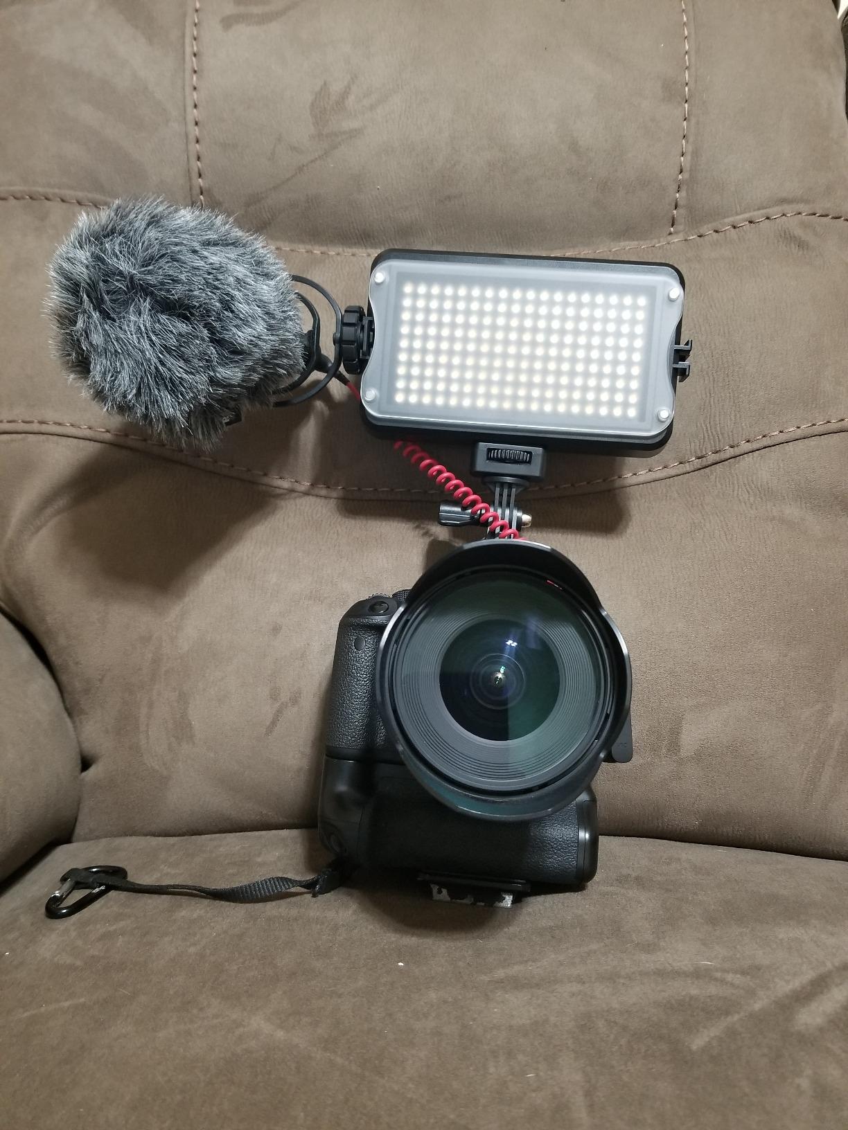 VILTROX VL-162T CRI95+ LED Video Light, Portable Camera Photo Light Panel Dimmable for DSLR Camera Camcorder with Battery, Charger, High Brightness, 3300K-5600K Bi-Color, White Filter and LCD Display customer photo 2
