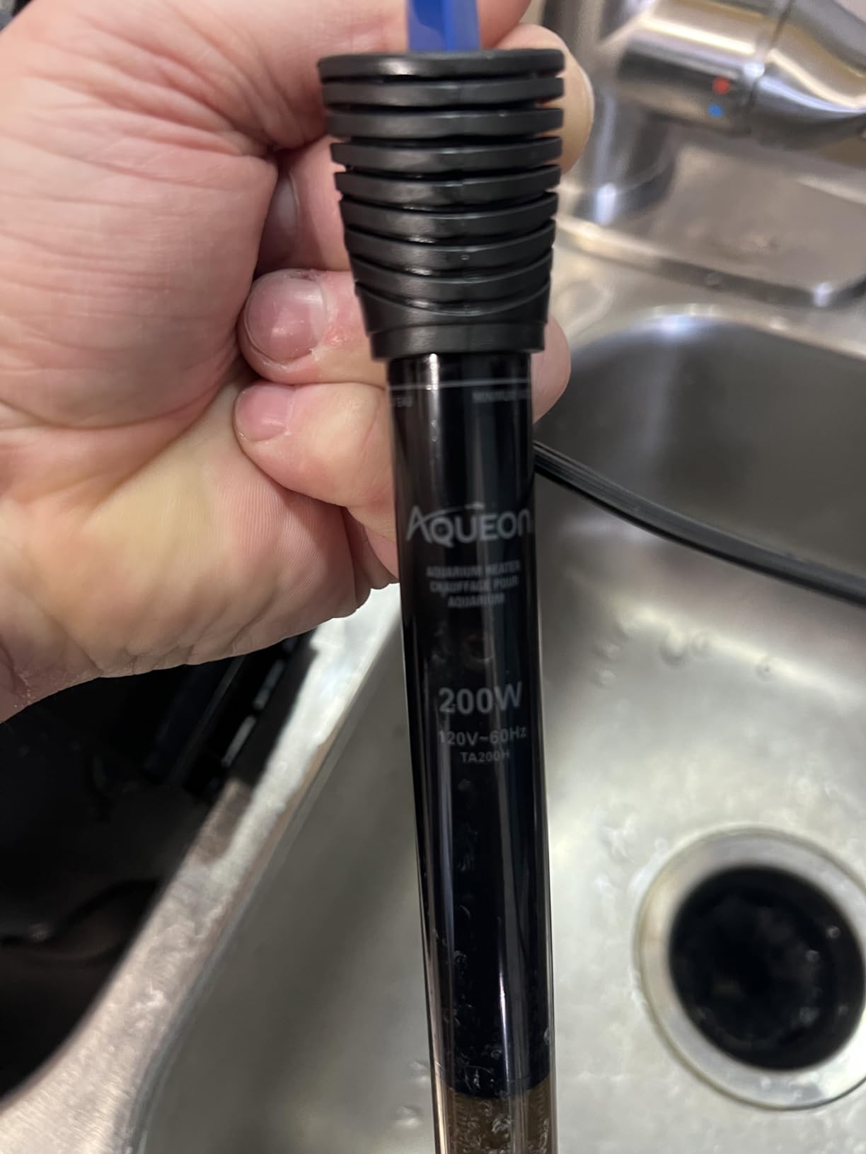 Aqueon Submersible Aquarium Heater, 200 Watts, Up to 75 Gallons customer photo 1