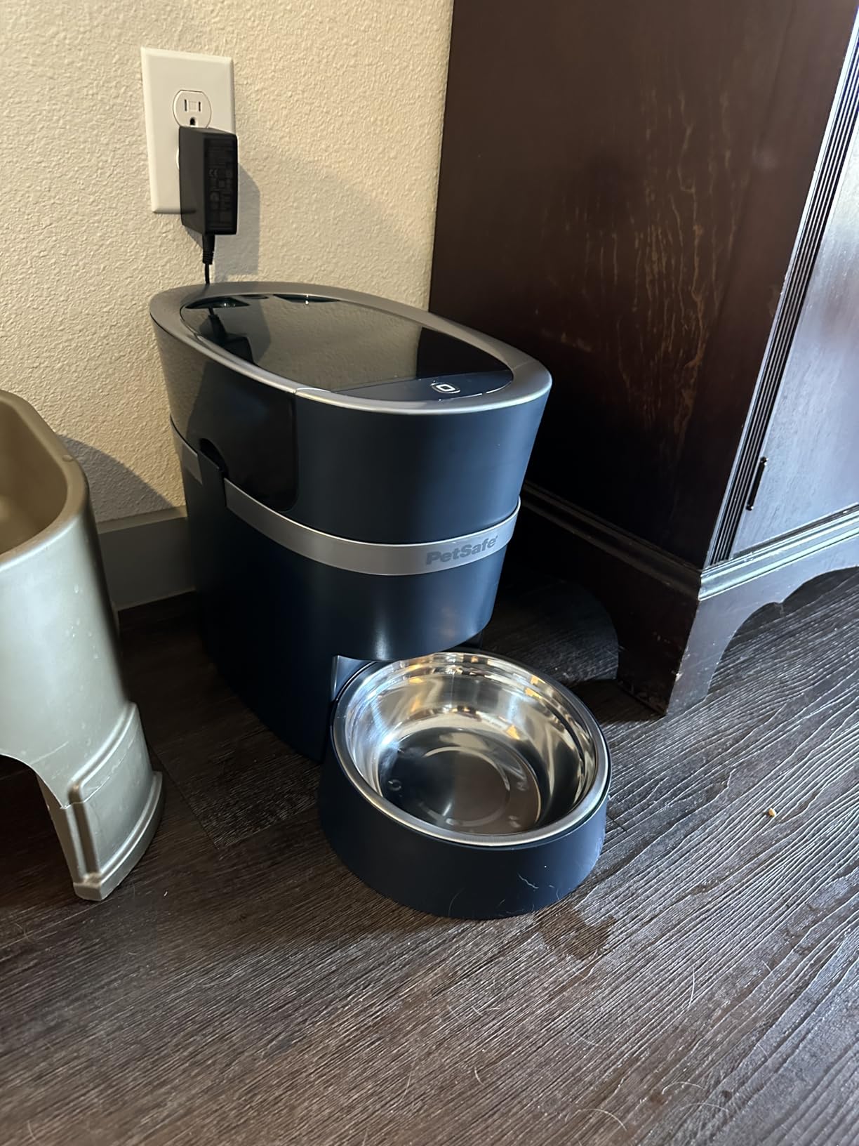 PetSafe Smart Feed Automatic Pet Feeder, 6L/24 Cup, Programmable customer photo 2