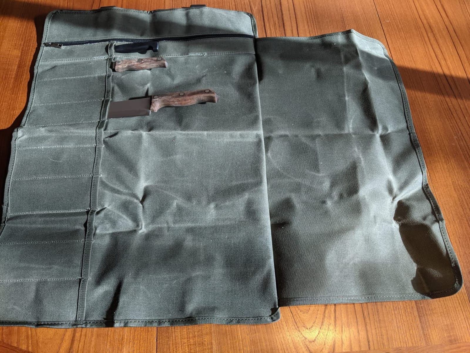 Chef’s Knife Roll Bag,Waxed Canvas Knife Cultery Carrier, Portable Chef Knife Cases,Knife Pouch Holders With 10 Slots Plus 1 Zipper Pockets Can Hold Home Kitchen Knife Tools Up To 18.8” customer photo 2
