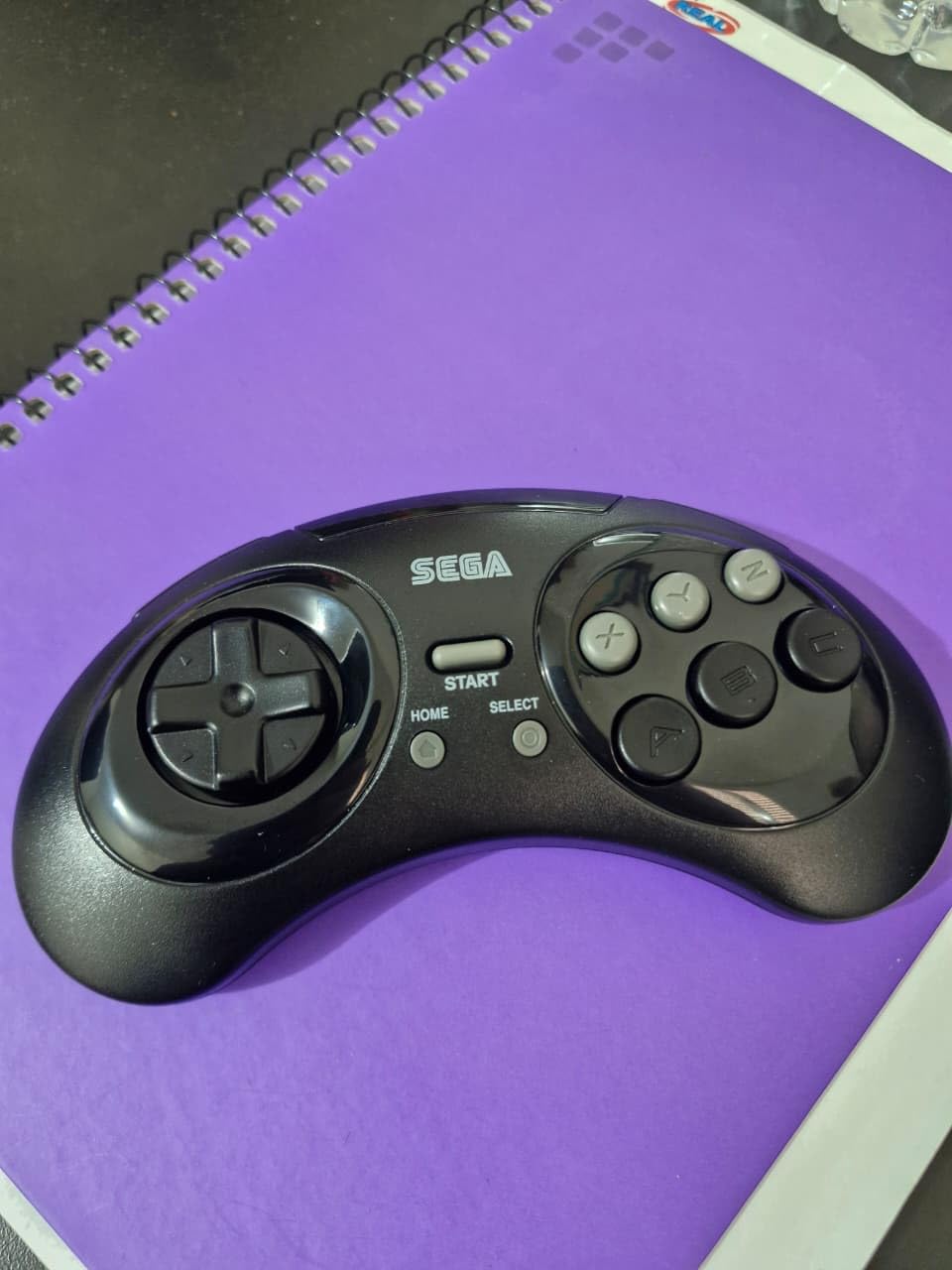 Retro-Bit SEGA Genesis 2.4 GHz 8-Button Wireless Controller - (Black) customer photo 2