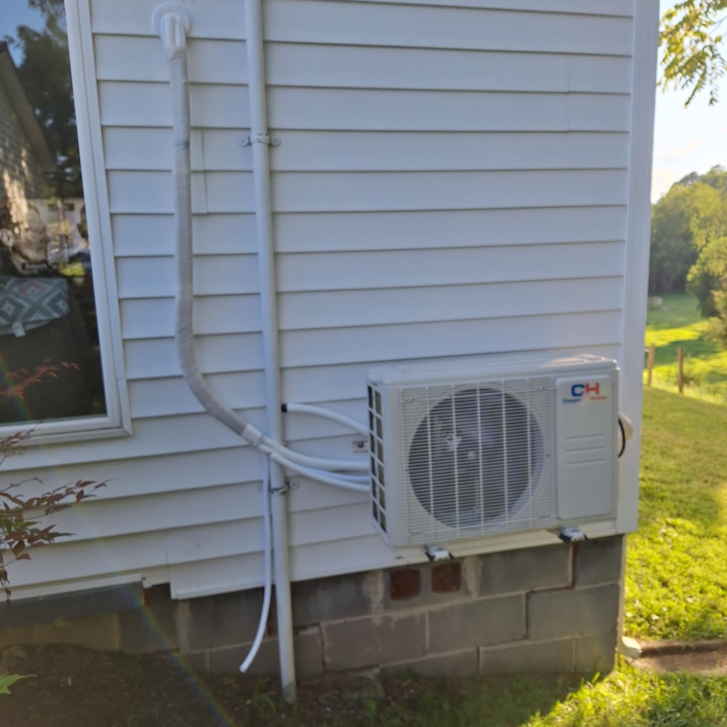 Cooper & Hunter MIA 12,000 BTU 115V Wall Mount Mini Split AC, 21.2 SEER2 customer photo 1