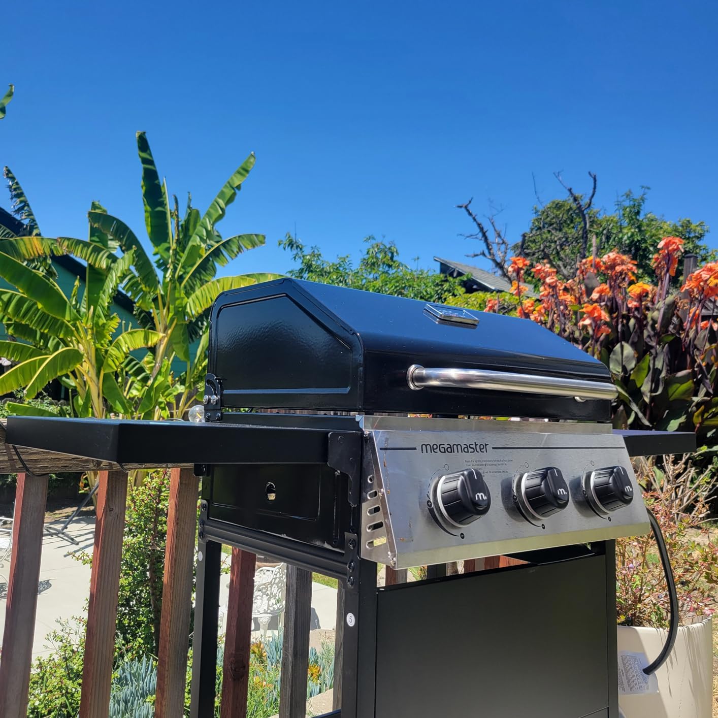 Megamaster Propane 3 Burner Gas Grill, Foldable Shelves with Warming Rack customer photo 2