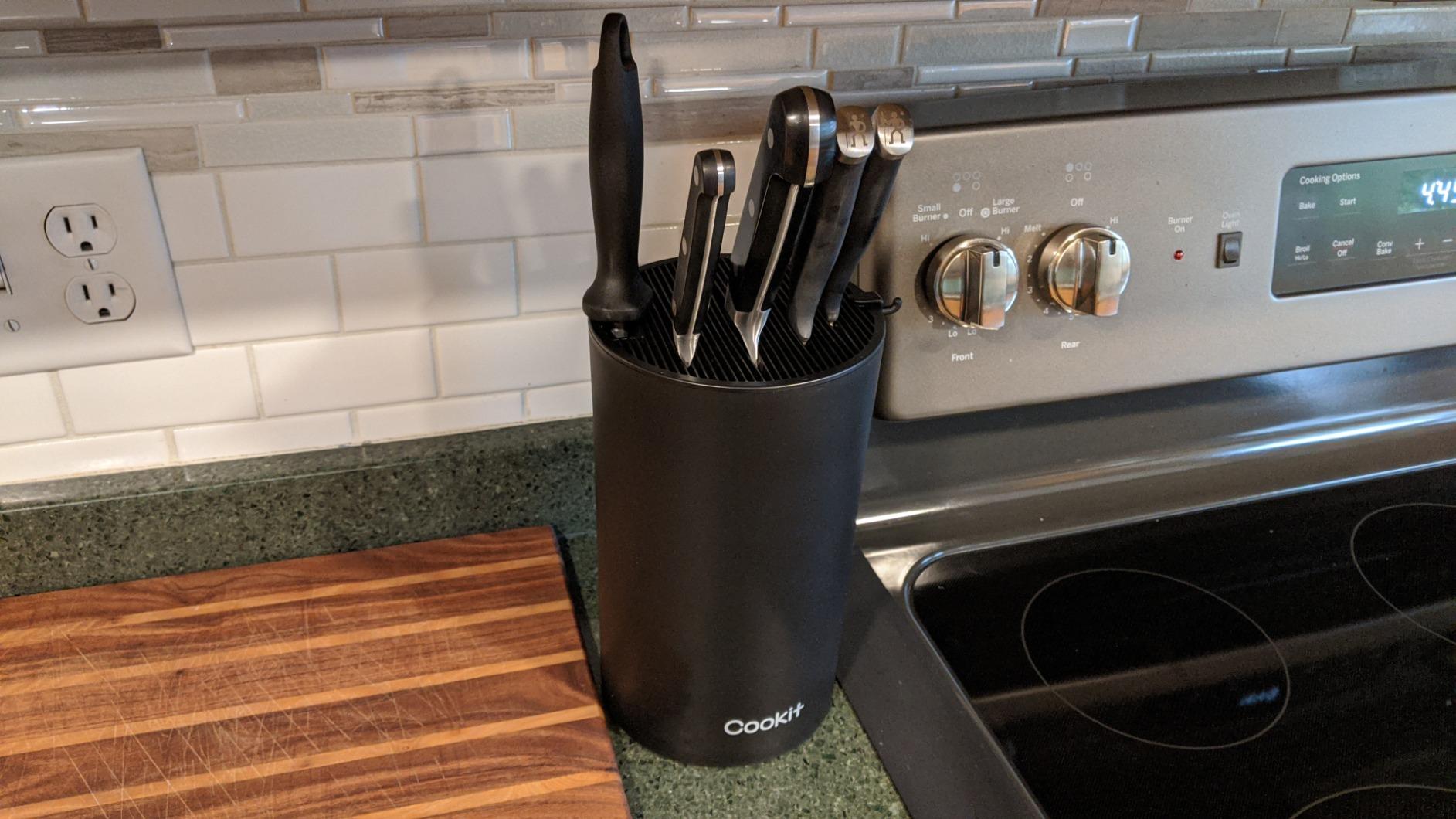 Knife Block Without Knives, Cookit Universal Round Knife Block Only, Detachable Knife Holder for Easy Cleaning, Space Saver Knife Storage Holder with Scissors Slot, Black customer photo 2