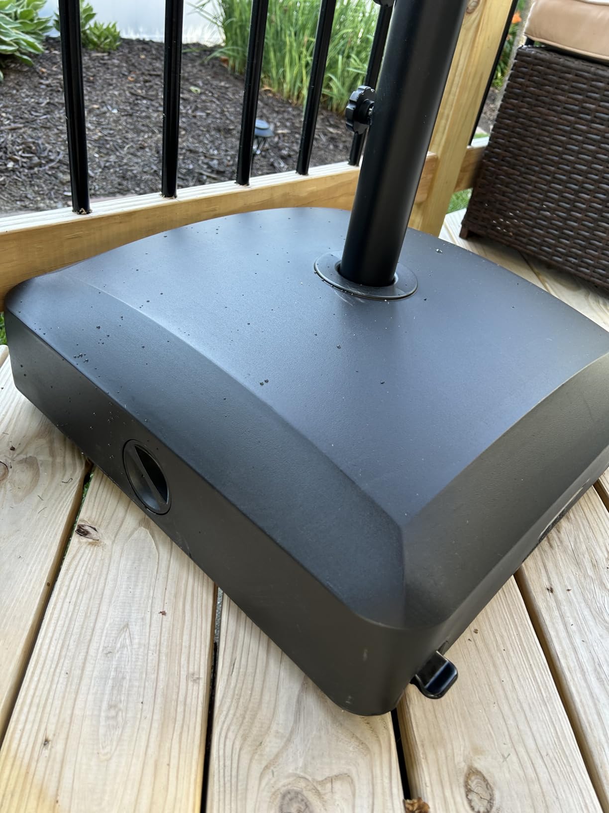 Best Choice Products 123lb Capacity Fillable Mobile Umbrella Base Heavy Duty Market Stand for Patio, Deck, Poolside w/ 4 Wheels, 2 Locks, 2 Knobs, Wind-Resistant Design - Black customer photo 1