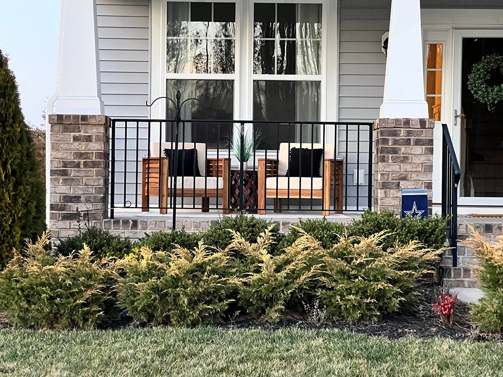 Christopher Knight Home Louver Club Chairs, Teak + Cream customer photo 2
