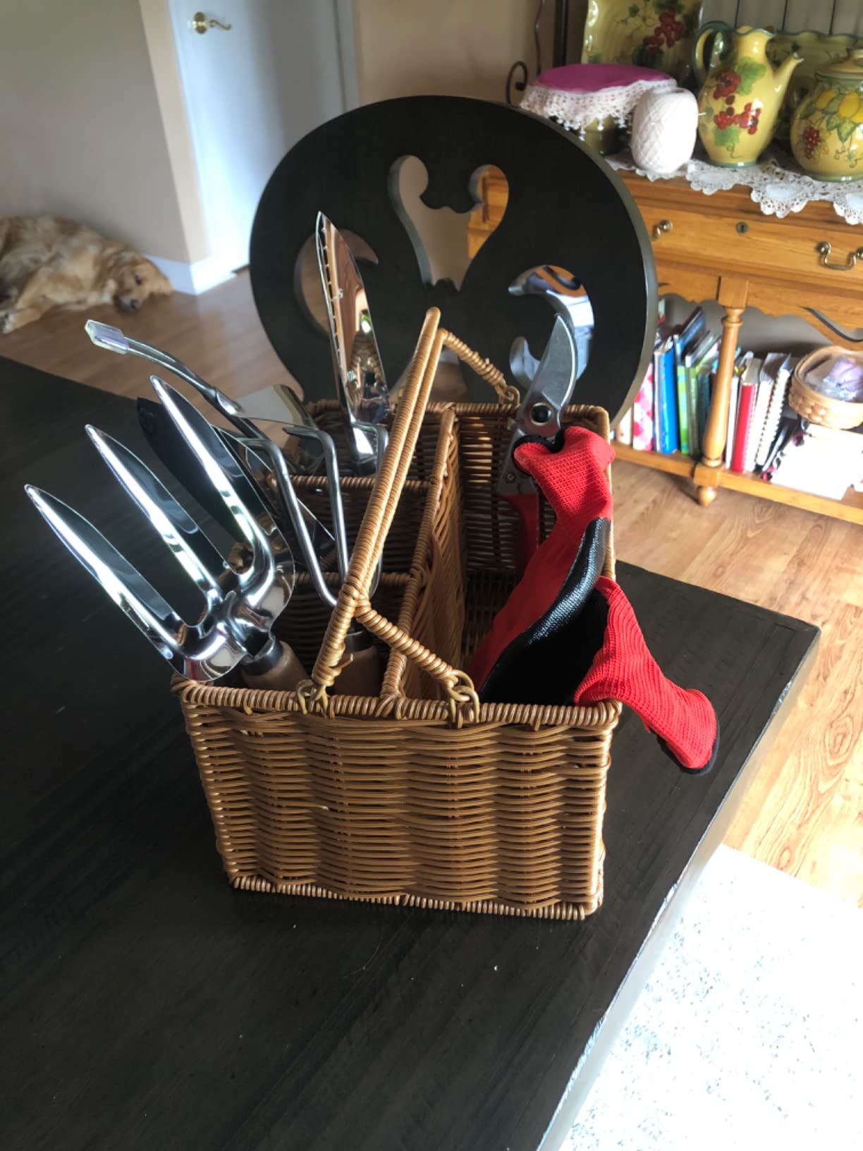 SOLIGT 8 Piece Garden Tools Set with Basket, Gardening Gifts for Women Men customer photo 1