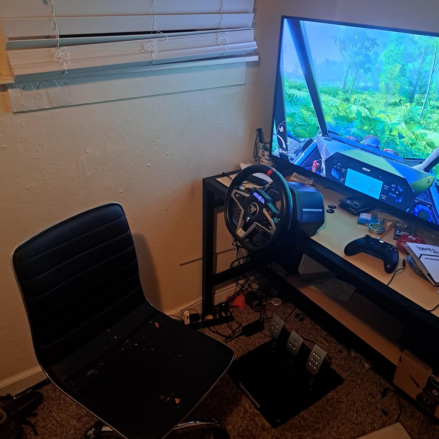 Thrustmaster T248 X Force Feedback Racing Wheel & Pedal Set - XBOX & PC customer photo 2