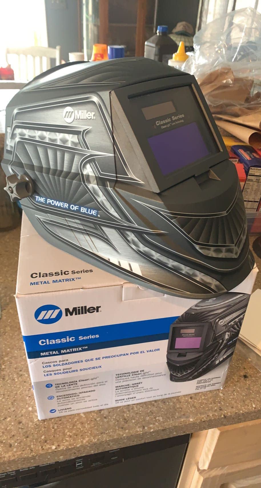 Miller Classic Series Welding Helmet, ClearLight™, Shade 8-13, Black customer photo 1