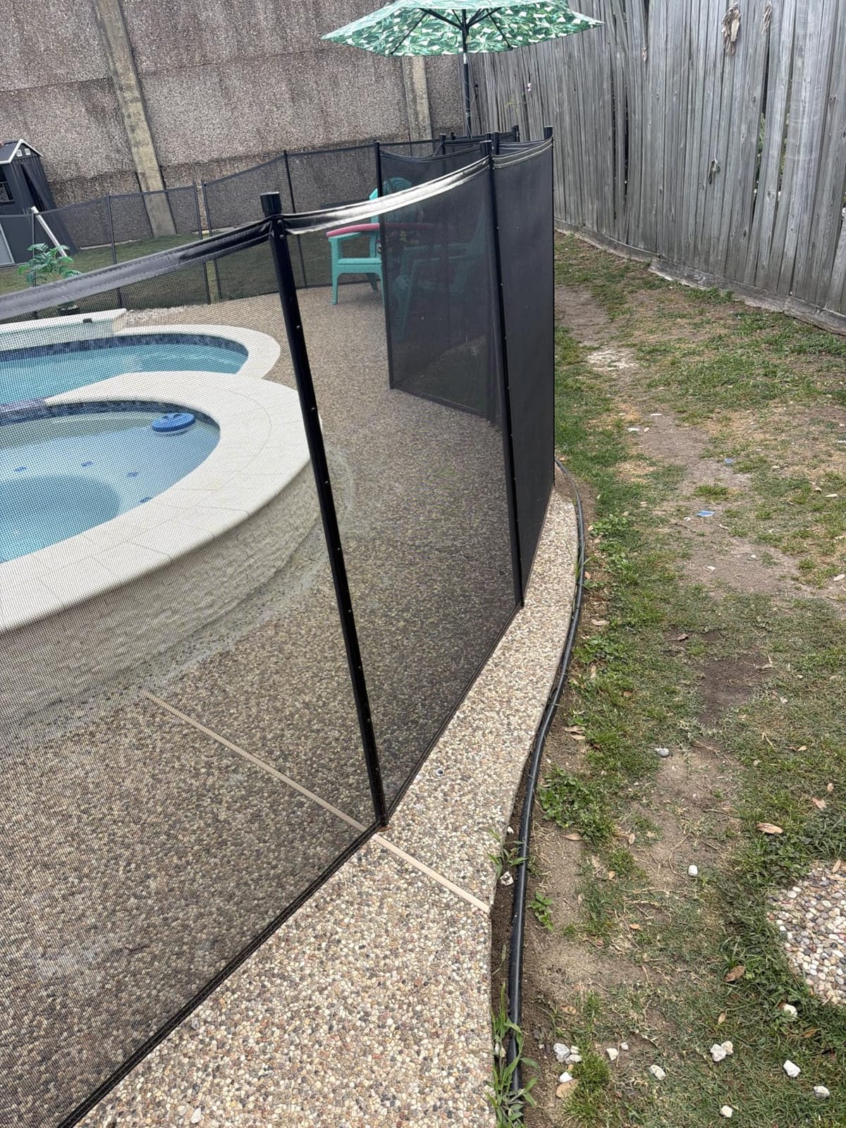 VINGLI Pool Fence 4Ft x108Ft, Swimming Safety Fencing for Inground Pools customer photo 2