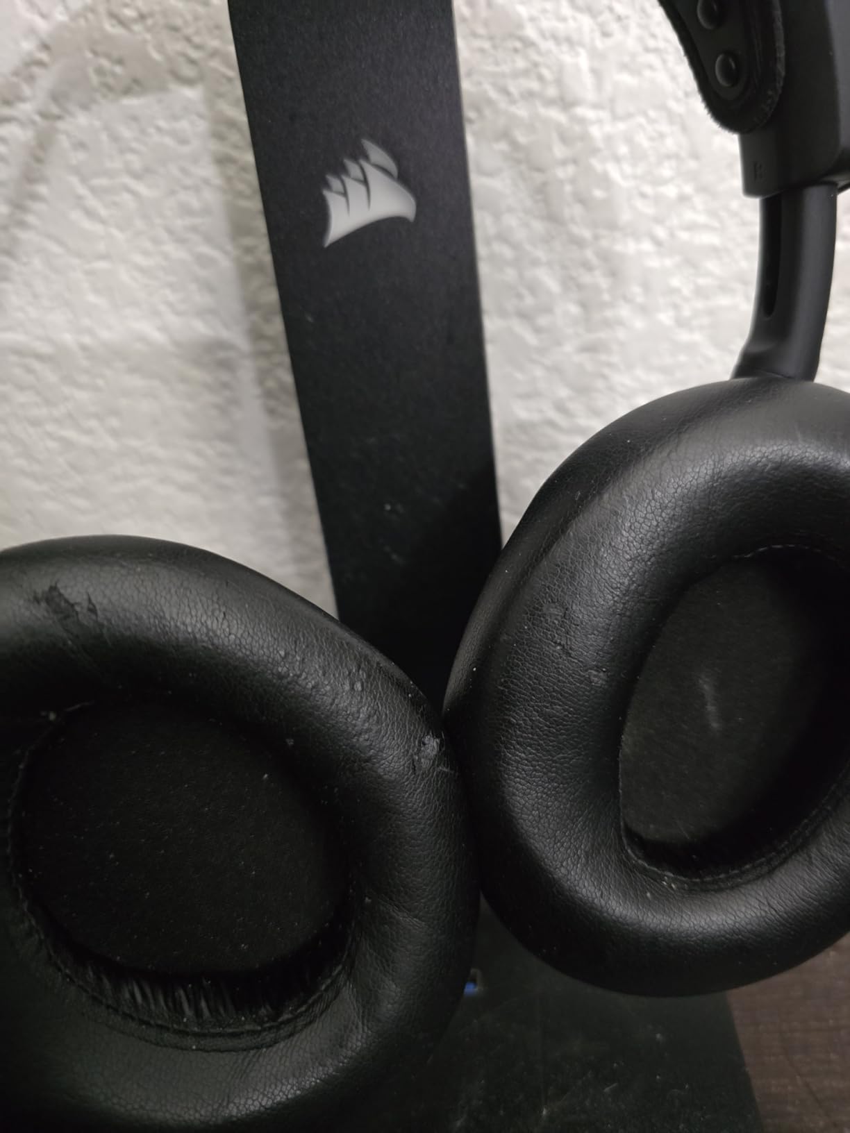 SteelSeries Arctis Nova Pro Wireless Multi-System Gaming Headset — Neodymium Magnetic Drivers — Active Noise Cancellation — 2 Battery System — ClearCast Gen 2 Mic — PC, PS5, PS4, Switch, Mobile customer photo 1