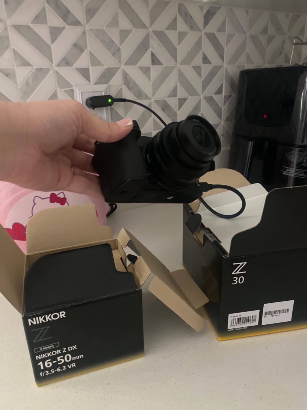 Nikon Z 30 with Two Lenses | Our Most Compact, Lightweight mirrorless Stills/Video Camera with Wide-Angle and telephoto Zoom Lenses | Nikon USA Model customer photo 2