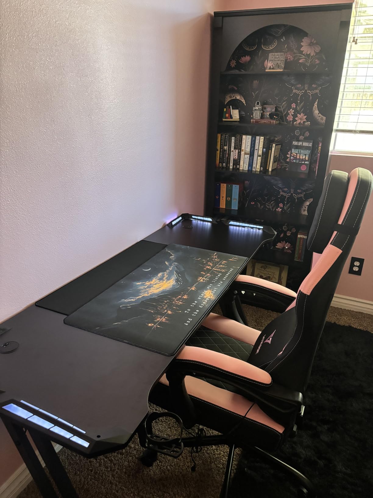 HLDIRECT 55 Inch Gaming Desk Z Shaped Carbon Fiber Computer Desk with LED customer photo 1