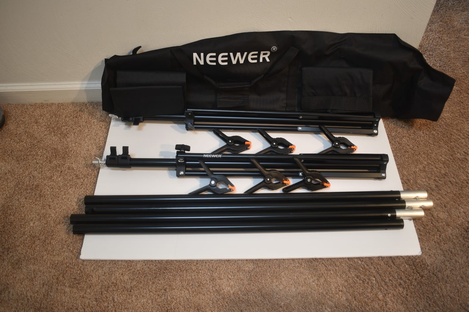 NEEWER 8.5x10ft Adjustable Backdrop Stand Kit, Photography Background Support System with 4 Crossbars, 6 Spring Clamps, 6 Backdrop Clips, 2 Sandbags, and Carrying Bag for Photo Video Party Ceremony customer photo 1