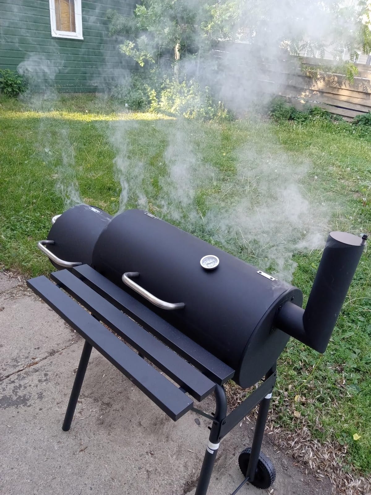 Charcoal Grills Outdoor BBQ Grill Offset Smoker with Wheels Side Fire Box Portable Barbecure Grill for Outdoor Cooking Backyard Camping Picnics,Black customer photo 2