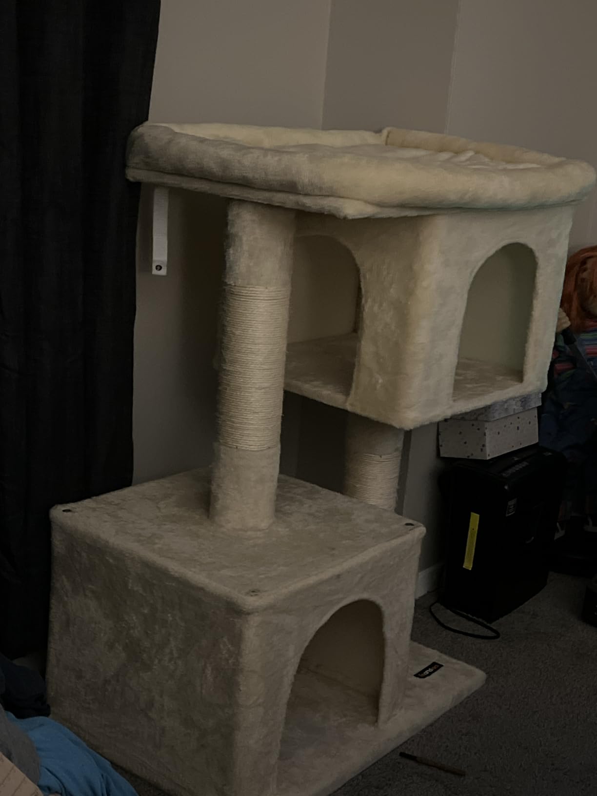 Feandrea Cat Tree, 26.4-Inch Small Cat Tower, Cute Plush Condo, Smoky Gray customer photo 1