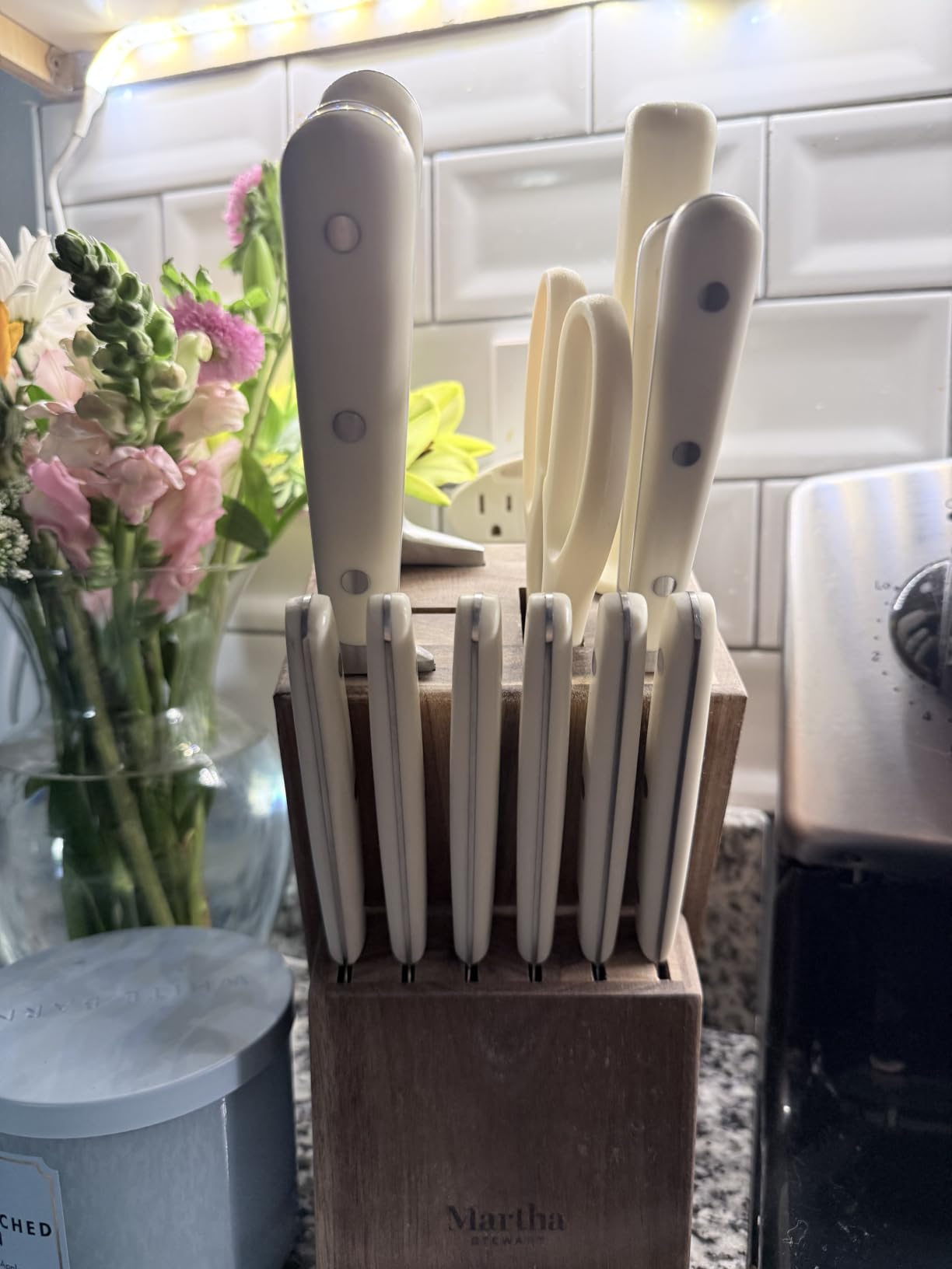 MARTHA STEWART Eastwalk 14 Piece High Carbon Stainless Steel Cutlery Kitchen Knife Block Set w/ABS Triple Riveted Forged Handle Acacia Wood Block - Linen White customer photo 1