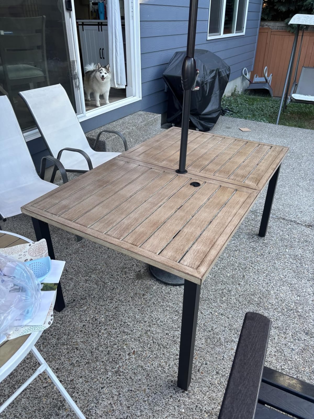 HERA'S HOUSE Outdoor Dining Table for 6, Brown Metal Table w/Umbrella Hole customer photo 1