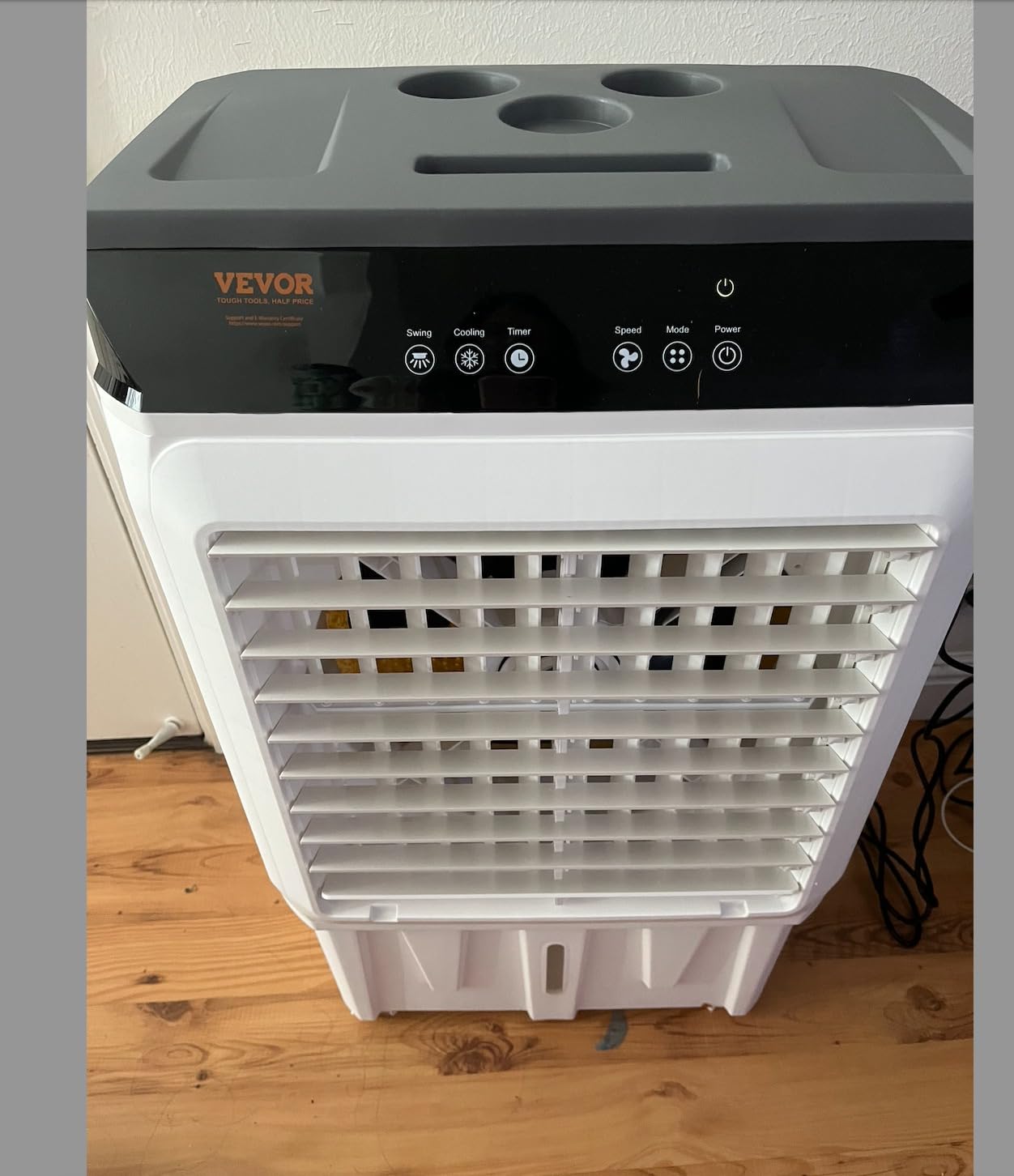 VEVOR Evaporative Air Cooler,1400 CFM 11X31 inch Air Cooler,3 Speeds Cooler Portable Air Conditioner,Energy-Saved Swamp Cooler for party,pool and patio,5 Gal Water Tank & 550 Sq.Ft… customer photo 2