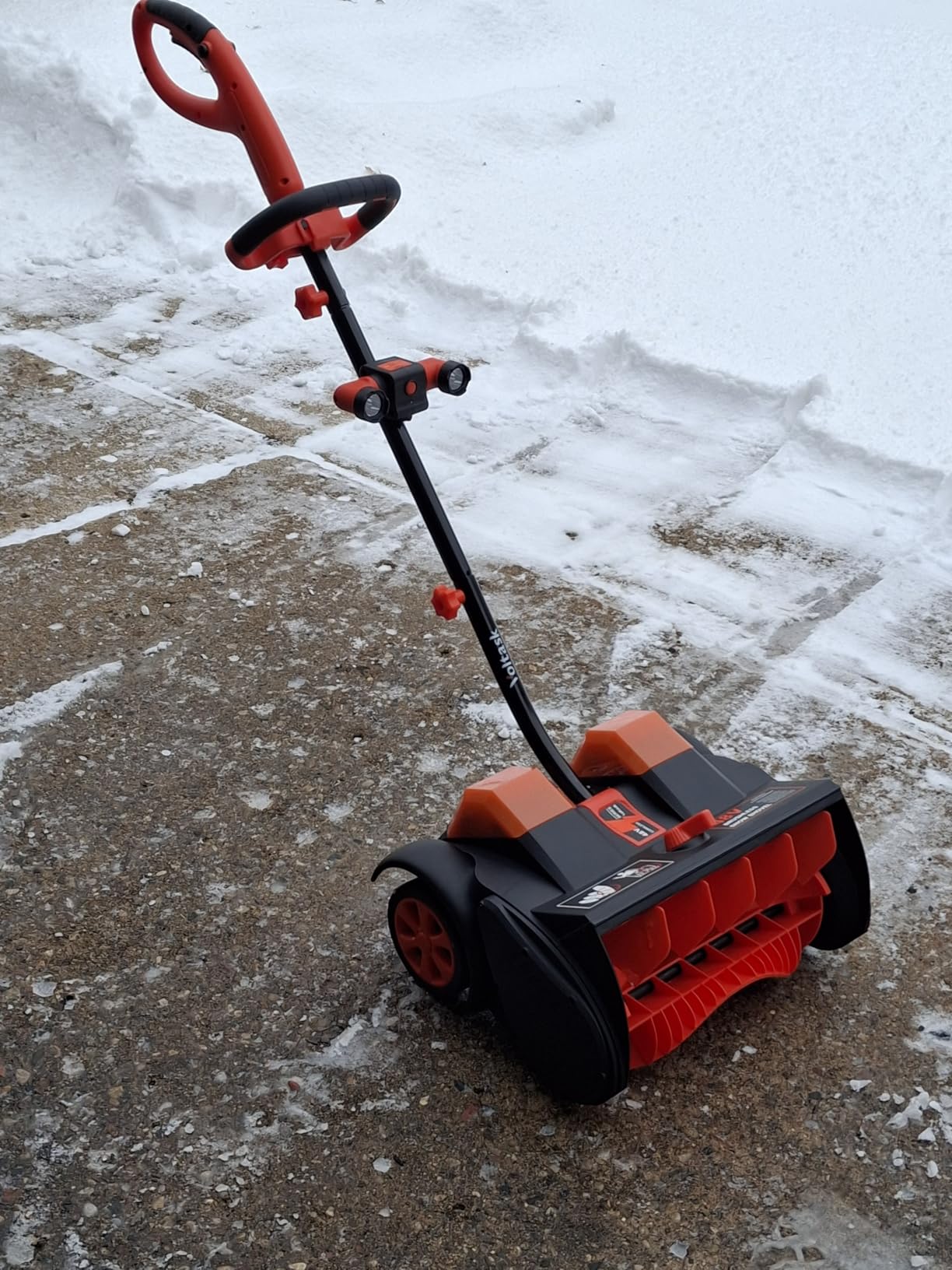 VOLTASK 48V 16-Inch Brushless Cordless Snow Shovel with Wheels, Orange customer photo 1