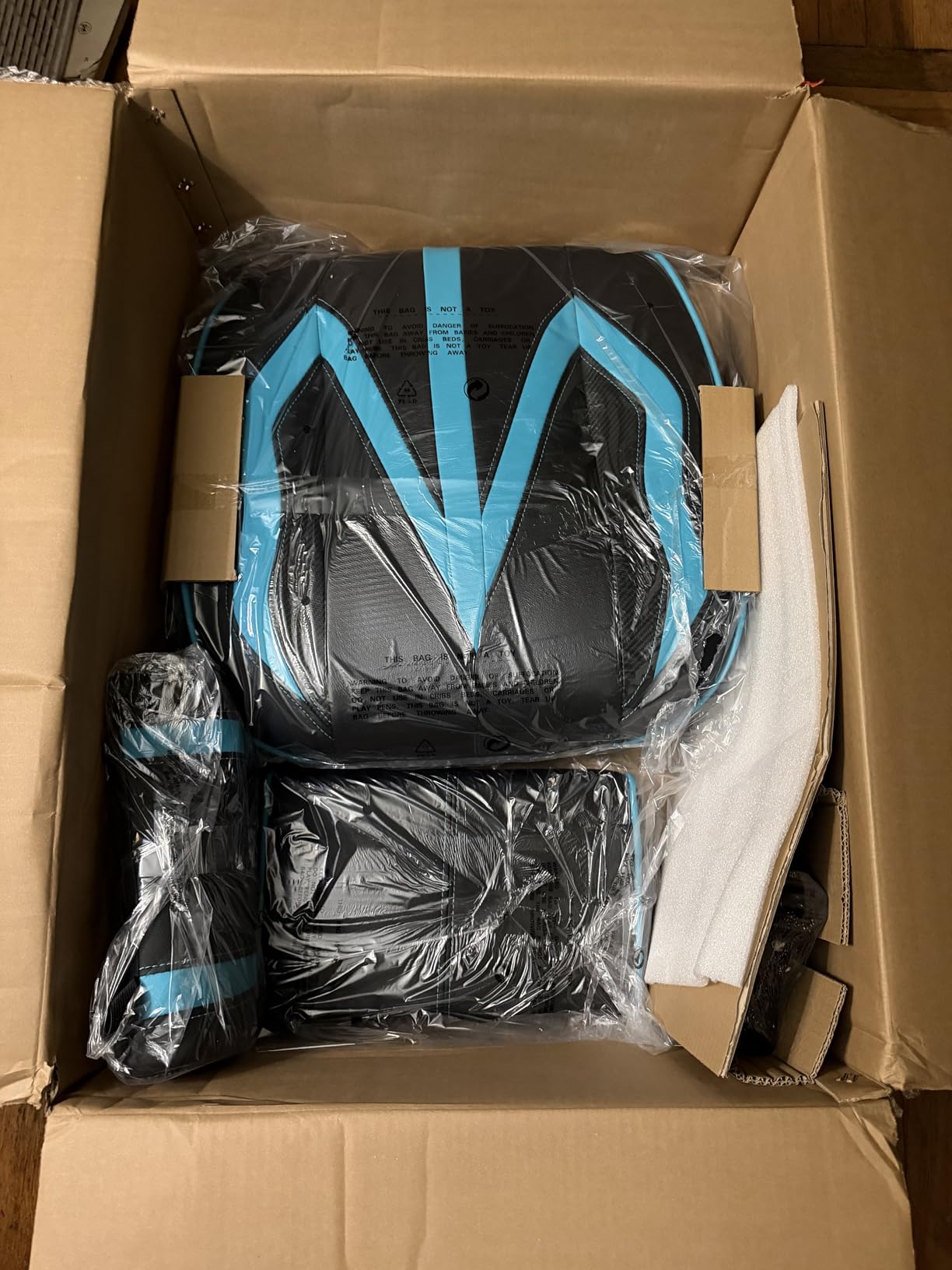 Vonesse Gaming Chairs for Adults, Gamer Chair with Footrest and Massage, Reclining Big and Tall Ergonomic Gaming Chair, Computer Chairs for Heavy People 300LBS (Blue/Black) customer photo 1