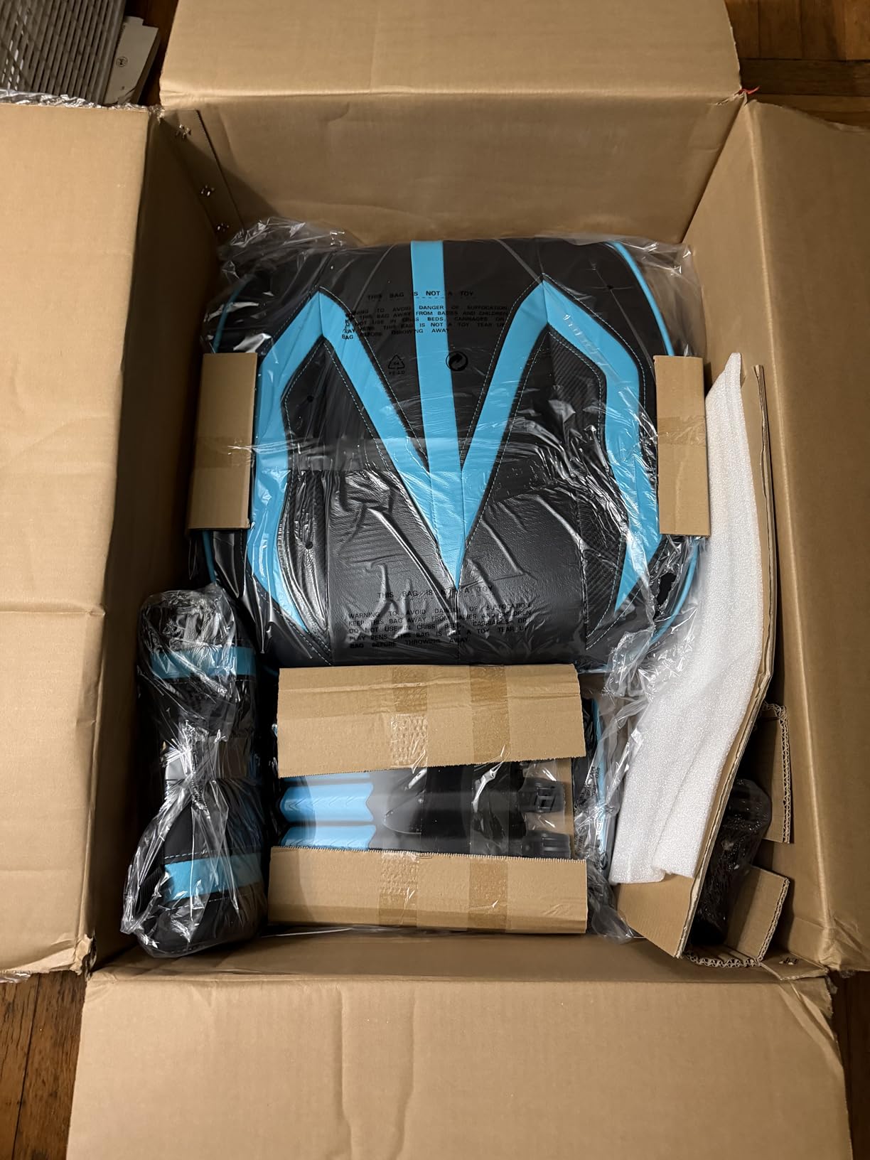 Vonesse Gaming Chairs for Adults, Gamer Chair with Footrest and Massage, Reclining Big and Tall Ergonomic Gaming Chair, Computer Chairs for Heavy People 300LBS (Blue/Black) customer photo 2