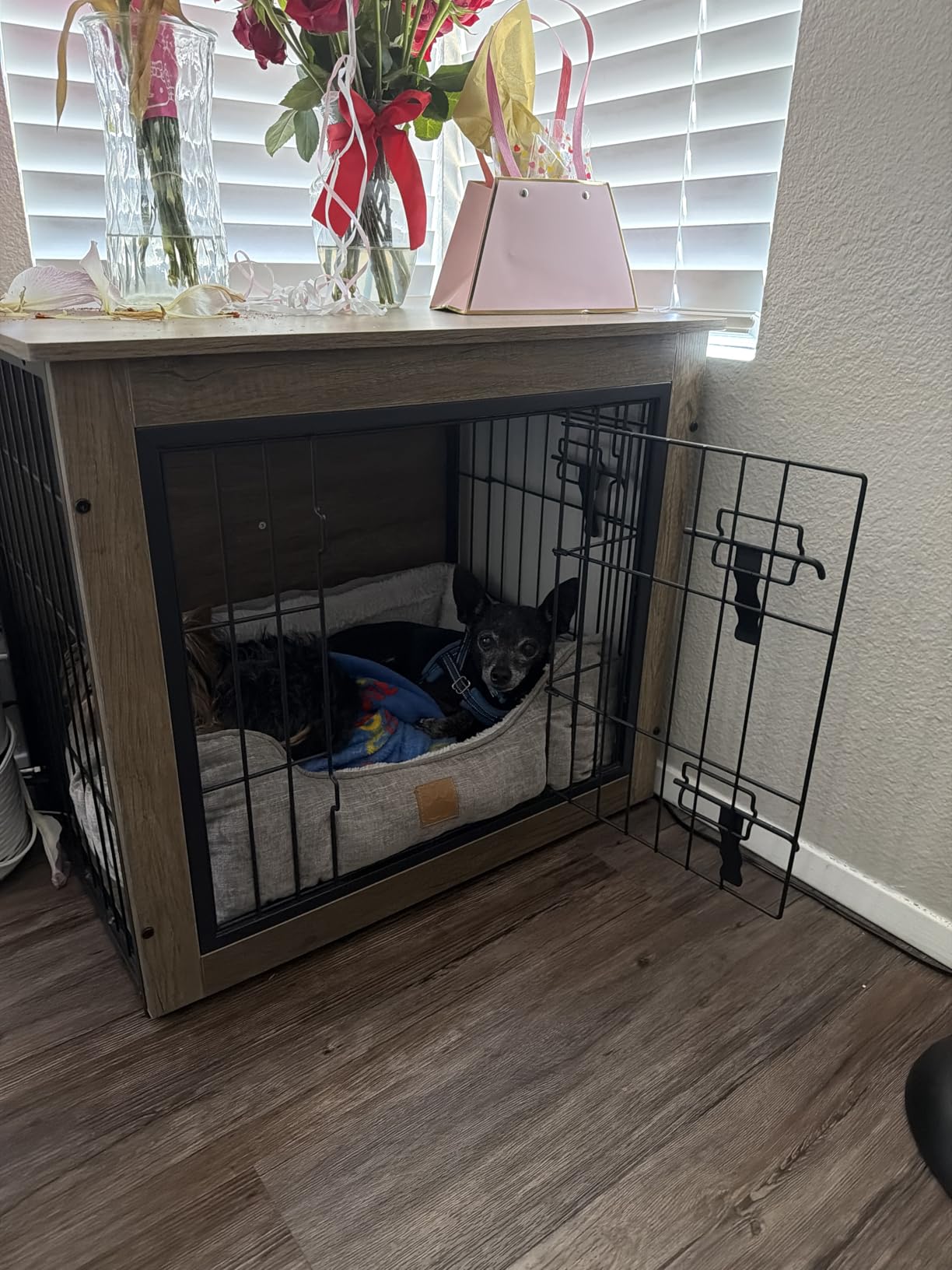 Yaheetech 27.5in Wooden Dog Crate Furniture w/Cushion for Small Medium Dogs customer photo 2