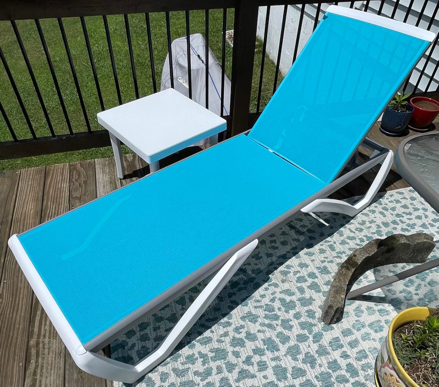 Kozyard Outdoor Chaise Lounge Chair, Full Flat Adjustable Patio Lounger with Aluminum Frame & Resin Legs, Textilene Fabric for Poolside, Backyard & Beach (Aqua, Chair) customer photo 2