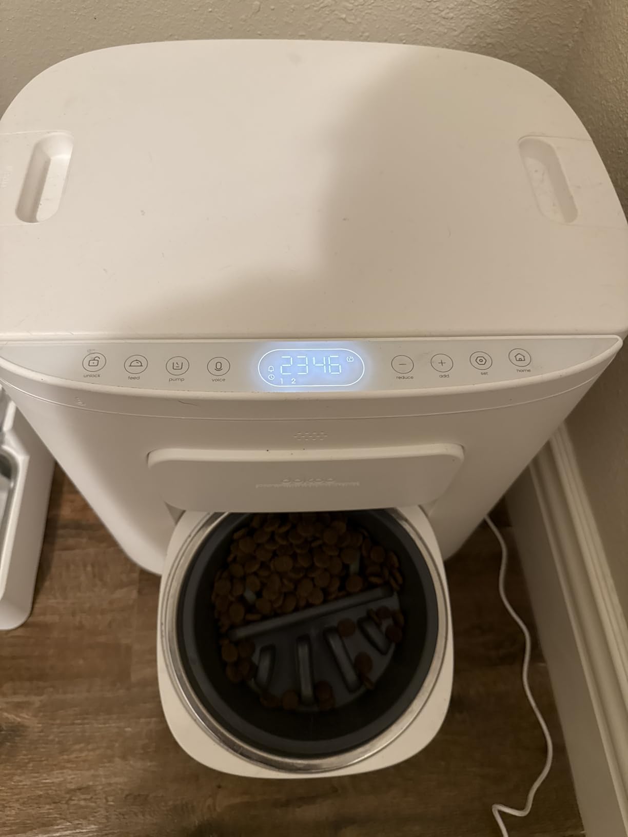 Dokoo Automatic Dog Feeder for Large Breeds, 15L/63 Cups Vacuum-Sealed Airtight Auto Pet Feeder for Dry Food, Timed Feeding, Anti-Clog Dispenser 2-22mm Kibble, Voice Recorder, Stainless Steel Bowl customer photo 2