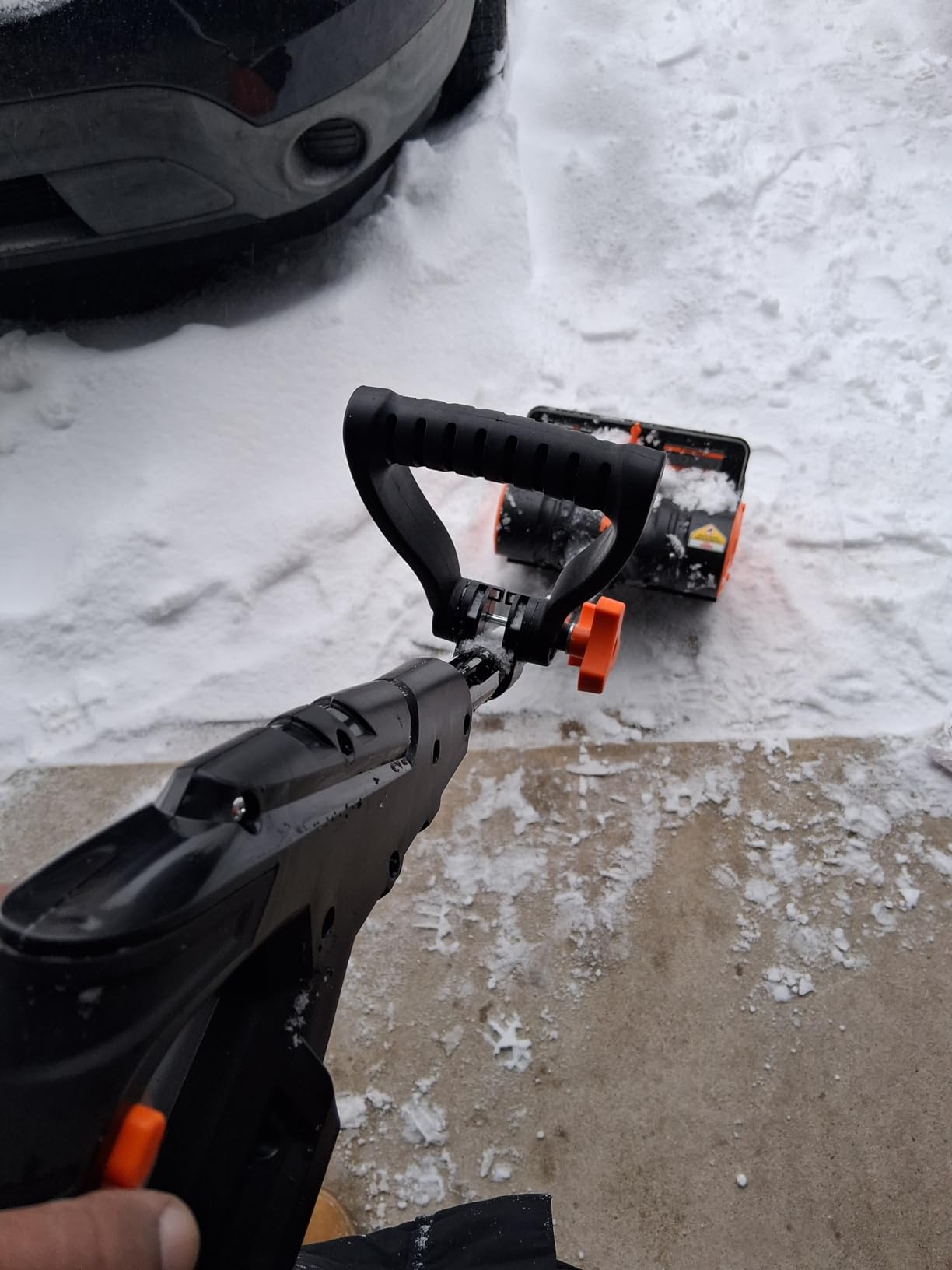 WEN 20V Max 12-Inch Cordless Snow Shovel with 5Ah Battery and Charger (20720) customer photo 1