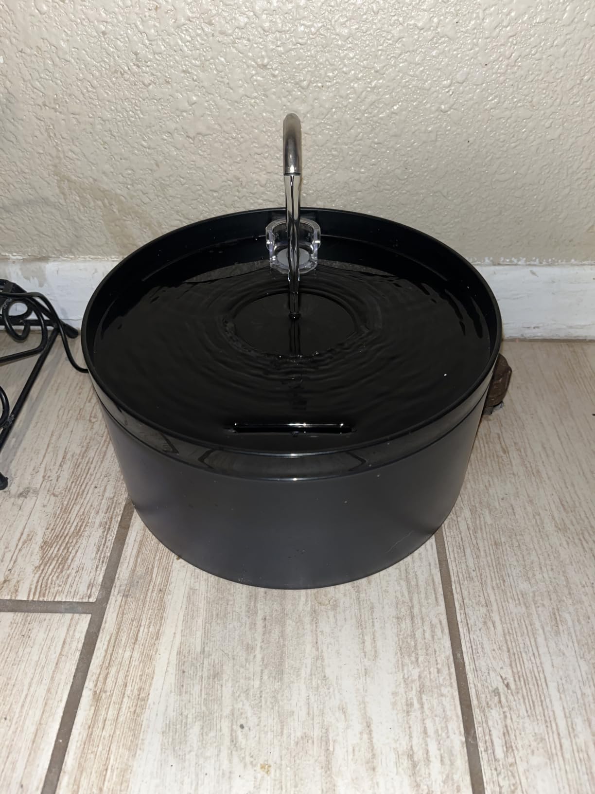 Cat Water Fountain: 108oz/3.2L Cat Fountain Super Silent Pet Drinking Dispenser - Water Fountains for Kitty Indoor - Quiet Pump and Faucet Design - Suitable for Cats and Dogs - BEMOONY customer photo 2