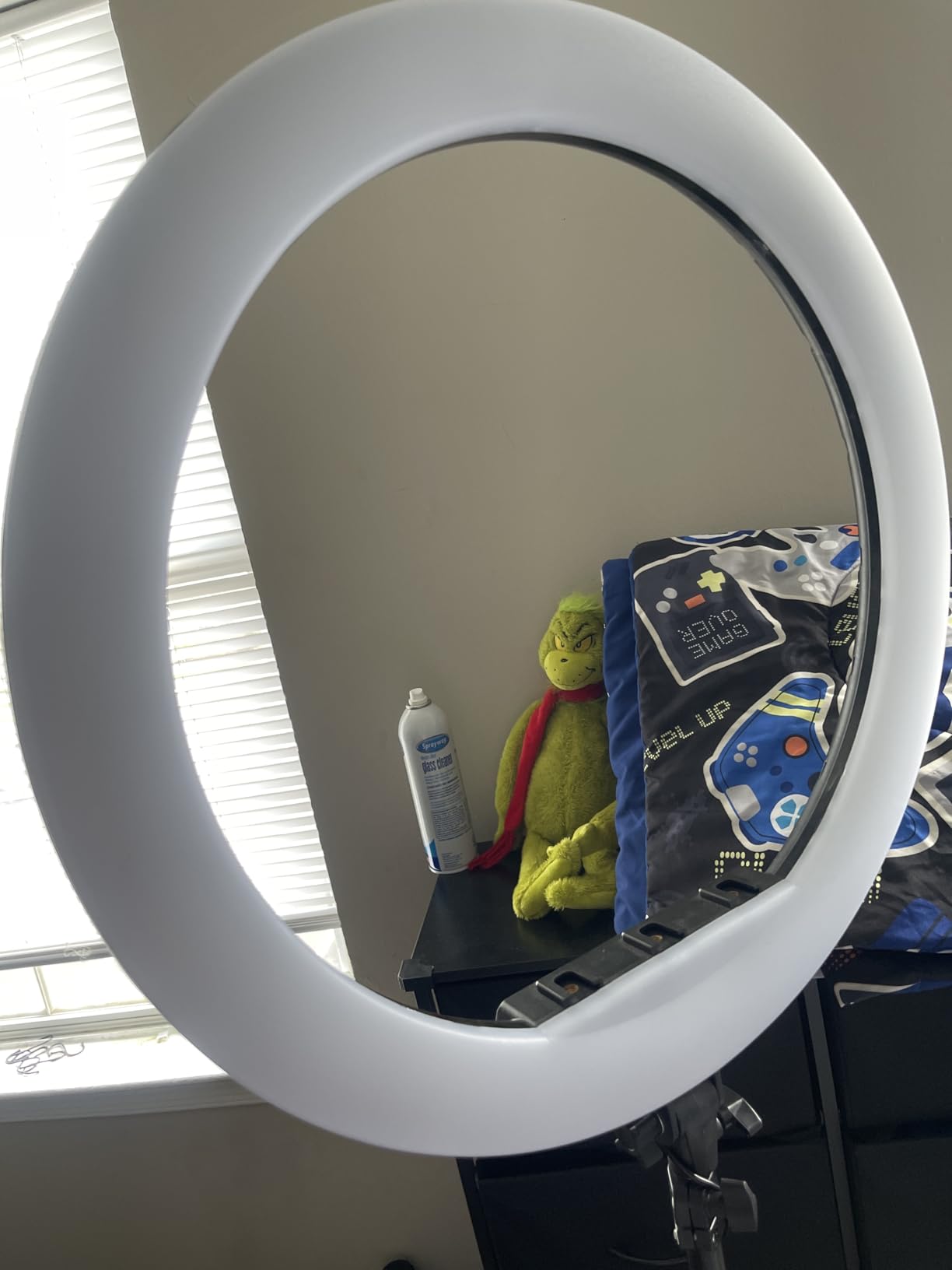 Hagibis 21 inch Ring Light with Stand Outer 55W 5600k Dimmable LED Light, Tripod Stand,and Phone Holder,Remote Controller,Carrying Bag ,CRI 97+ 2540lux, for Streaming Home Office Zoom Call Lighting customer photo 1