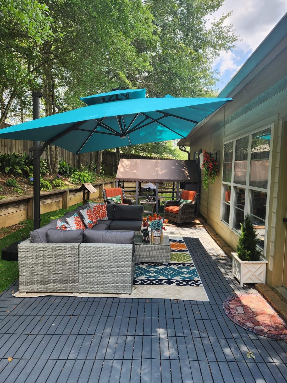 Deconk 10' X 13 'Patio Umbrella with LED Light Outdoor Cantilever Umbrellas customer photo 1