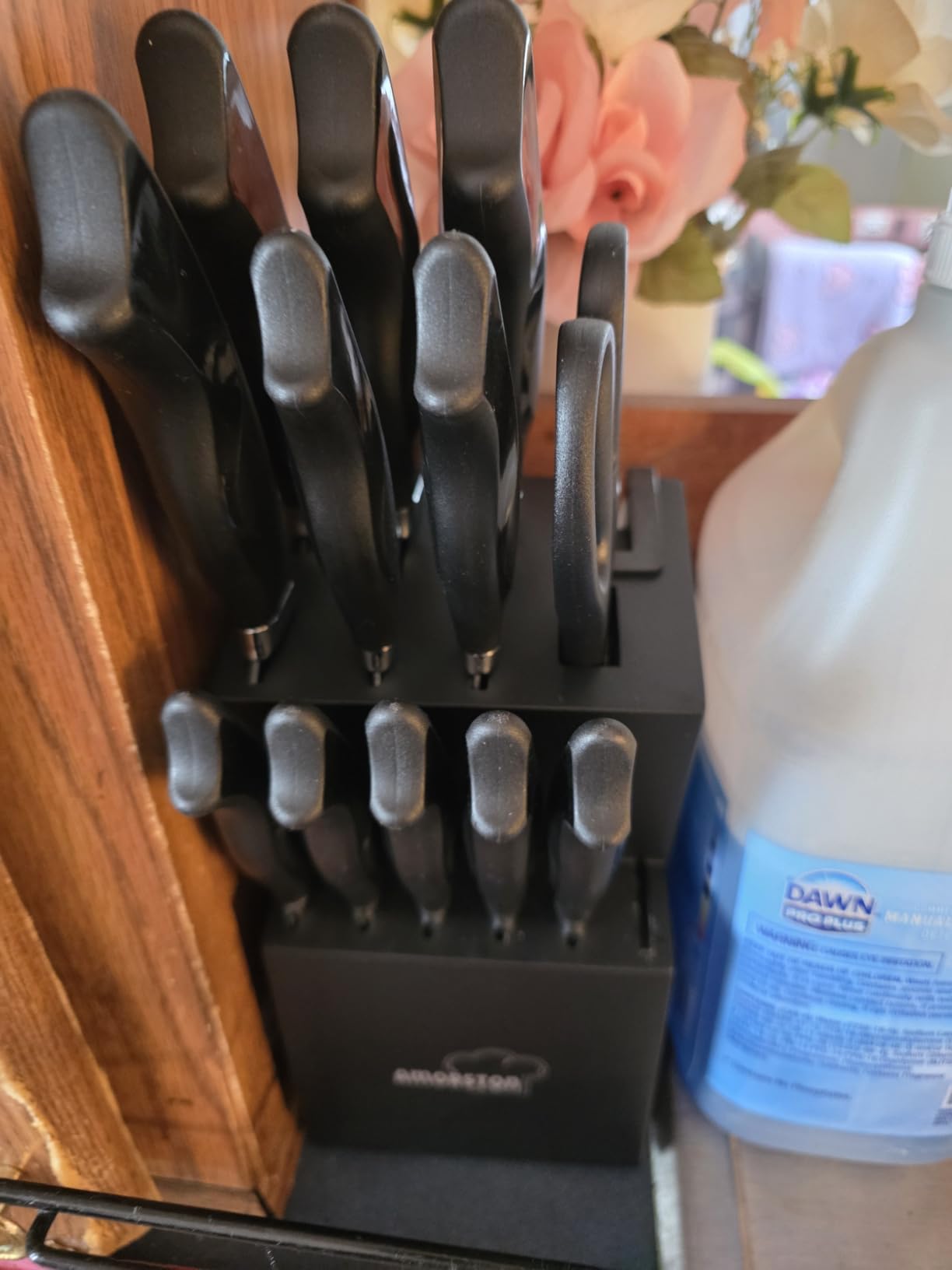 Knife Set, 15 Pieces Kitchen Knife Set with Built in Sharpener, High Carbon German Stainless Steel Knife Block Set, Dishwasher Safe, Fathers Day Gift for Men customer photo 2
