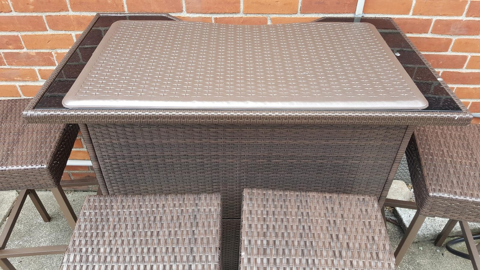 Outsunny 5 Piece Wicker Outdoor Bar Set with Glass Table Top Dark Gray customer photo 2