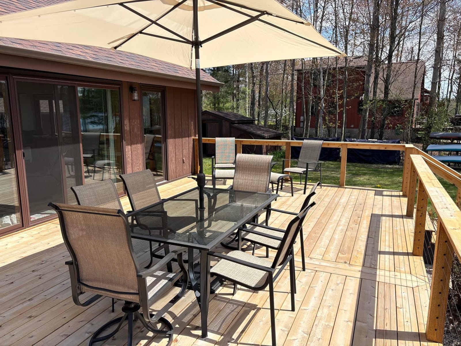 Amopatio Patio Swivel Chairs Set of 2, Outdoor Swivel Rocker Dining Chairs with All Weather Textilene High Back & Metal Frame, for Backyard Deck Lawn Garden, Brown customer photo 2