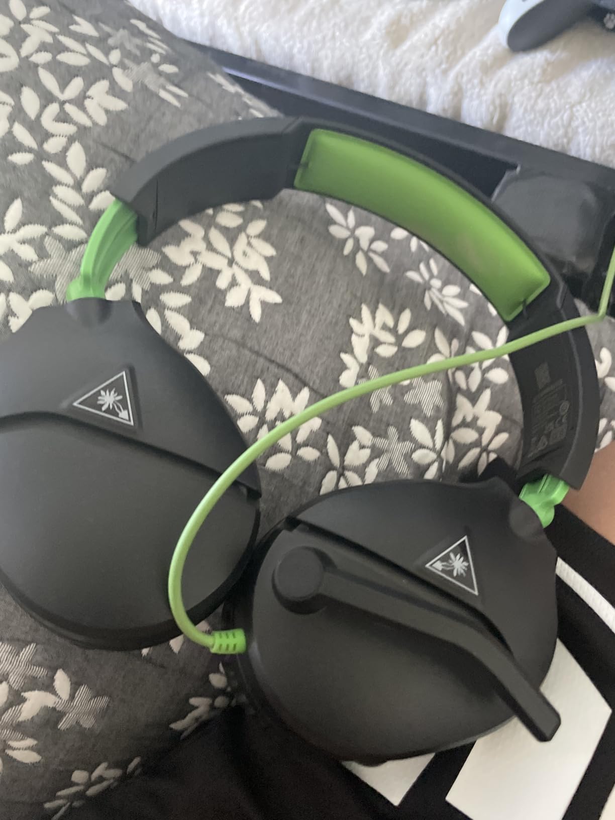 Turtle Beach Recon 70 Wired Multiplatform Gaming Headset for PS5, PC, Xbox customer photo 2