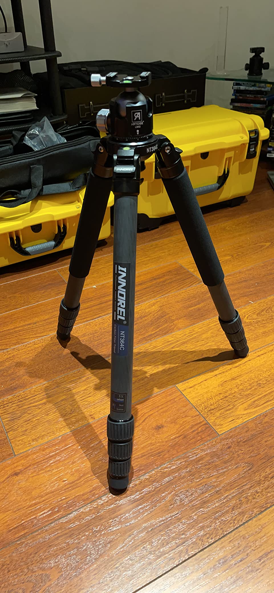 INNOREL NT404C Carbon Fiber Tripod Professional Birdwatching Heavy Duty Camera 66lb/30kg Max Load 40mm Max Tube Diameter Bowl Tripod Birdwatching Camera Stand with 75mm Universal Bowl Adapter customer photo 2