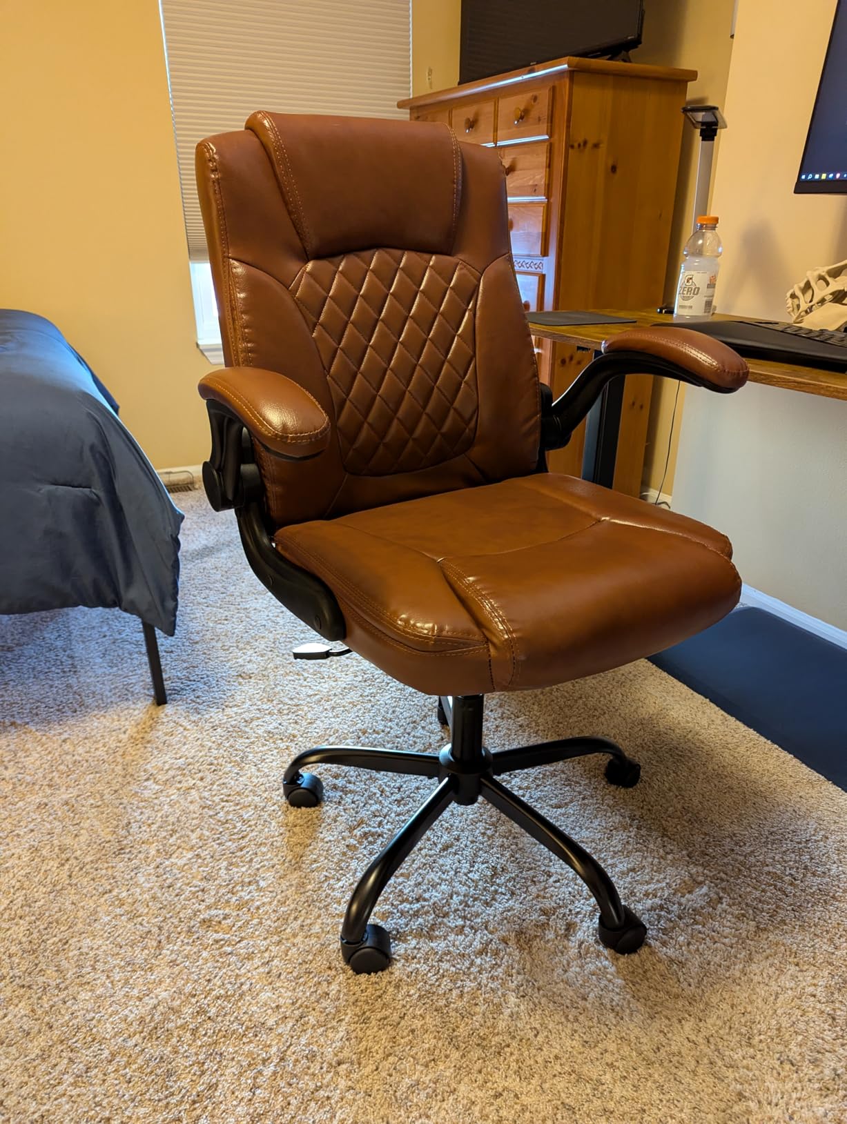 Leather Office Chair, PU Home Computer Desk Chairs with Ergonomic Back Support, 360°Swivel Free,Small Gmaing Chair with Wheels and Adjustable Armrests, for Short People Use, Black customer photo 1