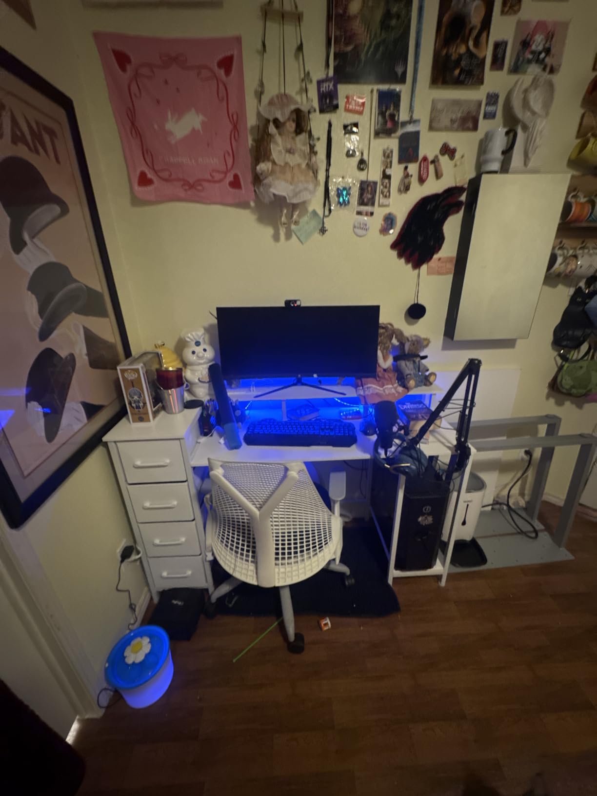 Korfile 55 Inch Gaming Computer Desk with Power Outlets,LED,5 Drawers,Black customer photo 1
