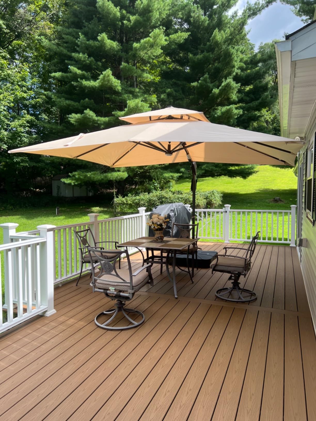 10 X 13 FT Cantilever Outdoor Patio Umbrella with LED Lights customer photo 1