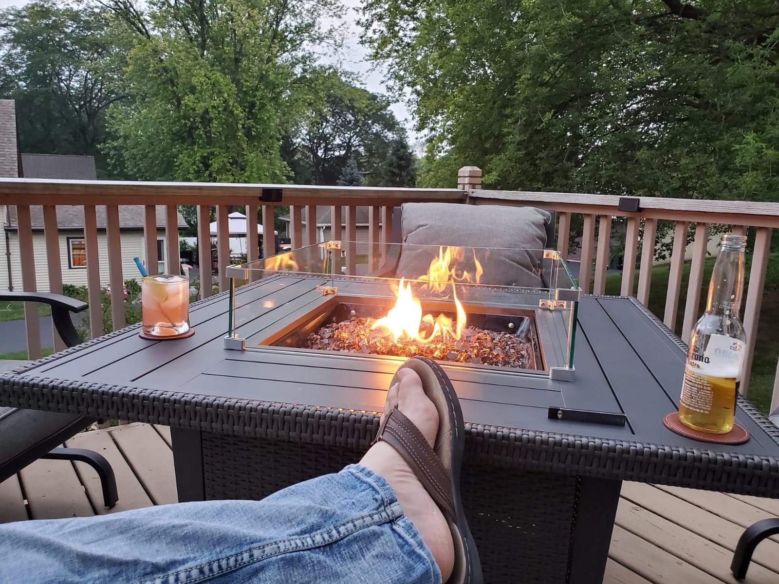Kinger Home Loren 32-Inch Round Propane Fire Pit Table, Alloy Steel Outdoor Fire Pit with 50,000 BTUs, Includes a Burner lid, Lava Rocks and Weather Resistance Cover customer photo 2