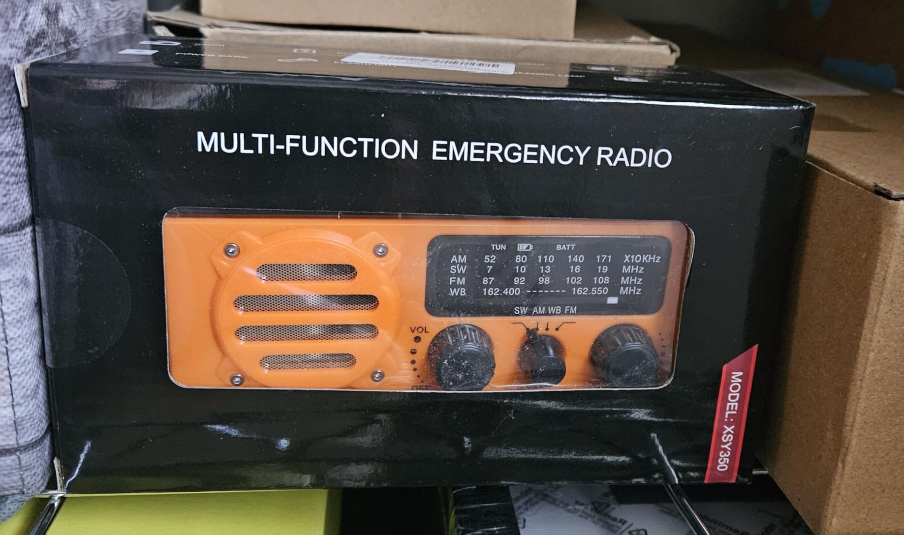 QAUYYW Solar Hand Crank Emergency Radio, 20000mAh AM FM NOAA Weather Radio customer photo 1