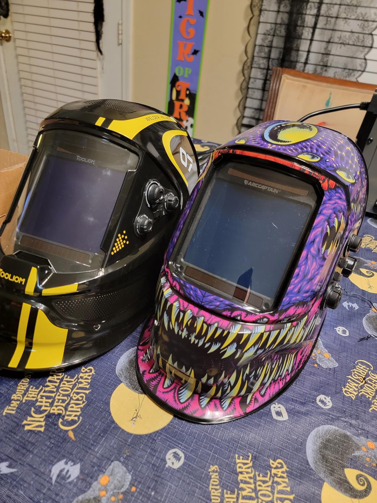 ARCCAPTAIN Auto Darkening Welding Helmet, 3.94