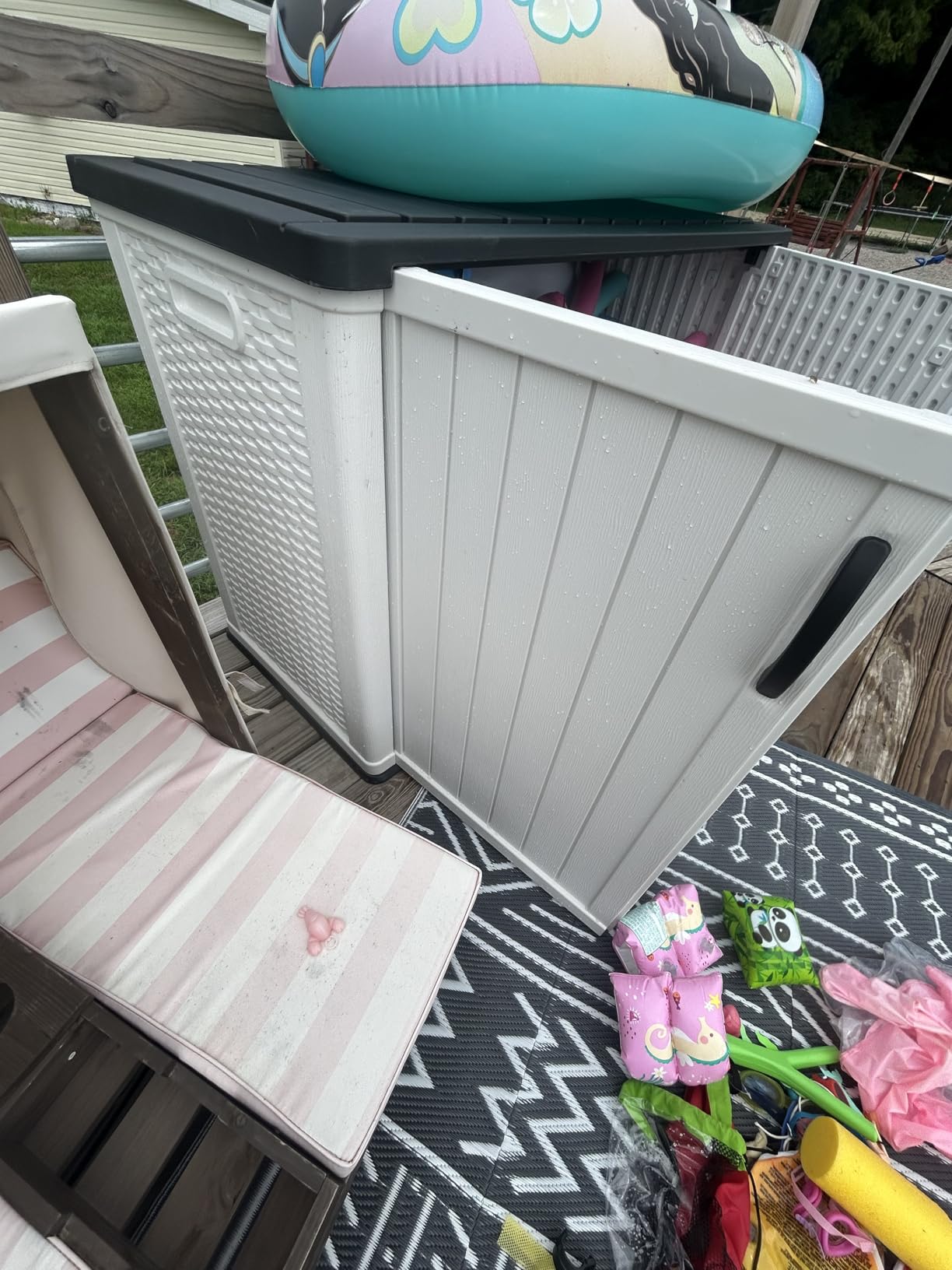 Patiowell 26 Cu.ft Plastic Outdoor Storage Cabinet, Lockable Waterproof Horizotal Storage Shed, Tool Box for Patio, Garden Tools, Garbage Cans, Pool Supplies, Easy Assembly, White(Not Include Shelves) customer photo 1