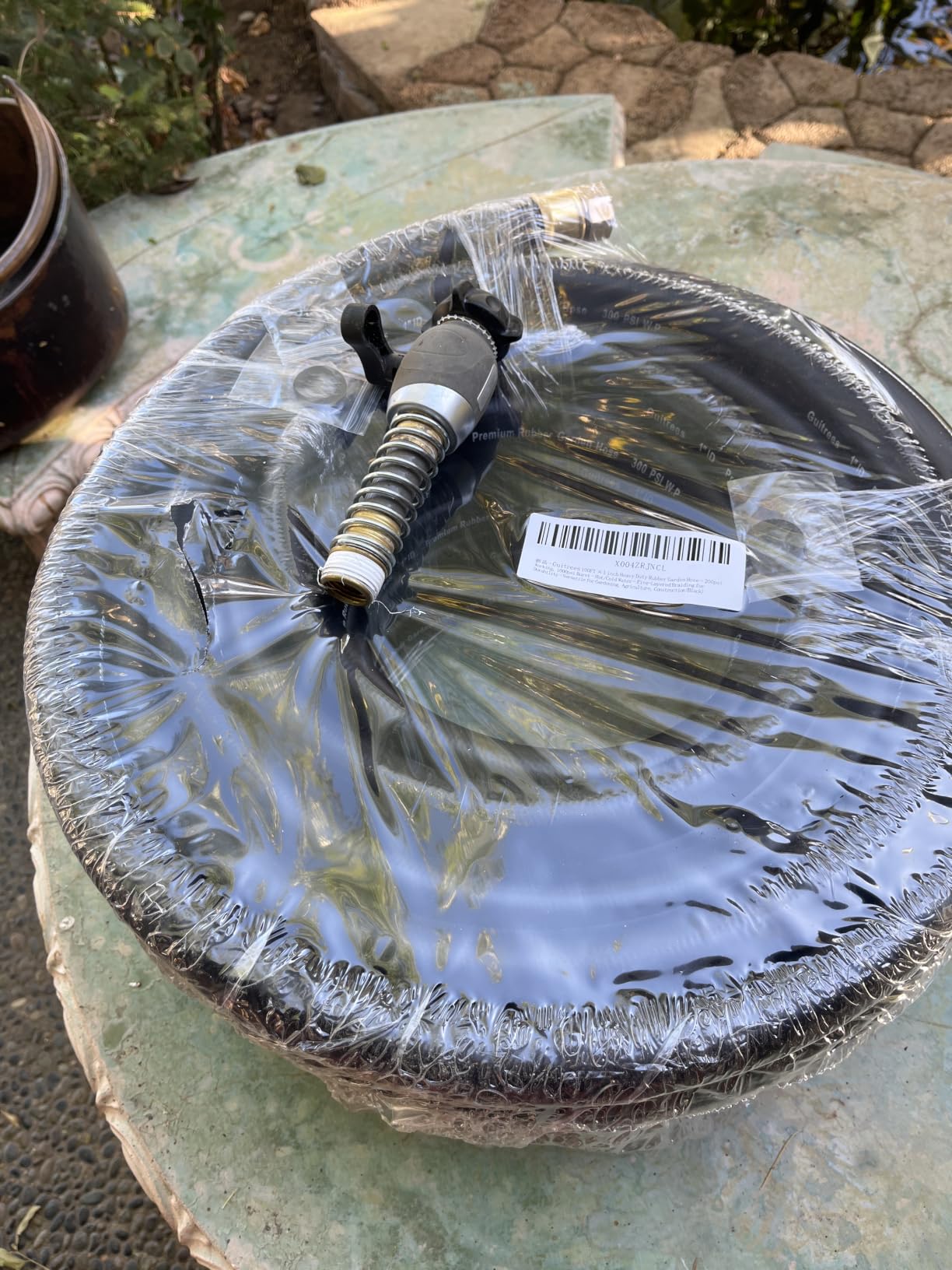 Guitrees Garden Hose 100FT x 3/4”, Heavy Duty Rubber Hose, Water Hose with Five-Layered Braiding, Male Female Fittings, 1000PSI Burst, 300PSI Working (Black) customer photo 2