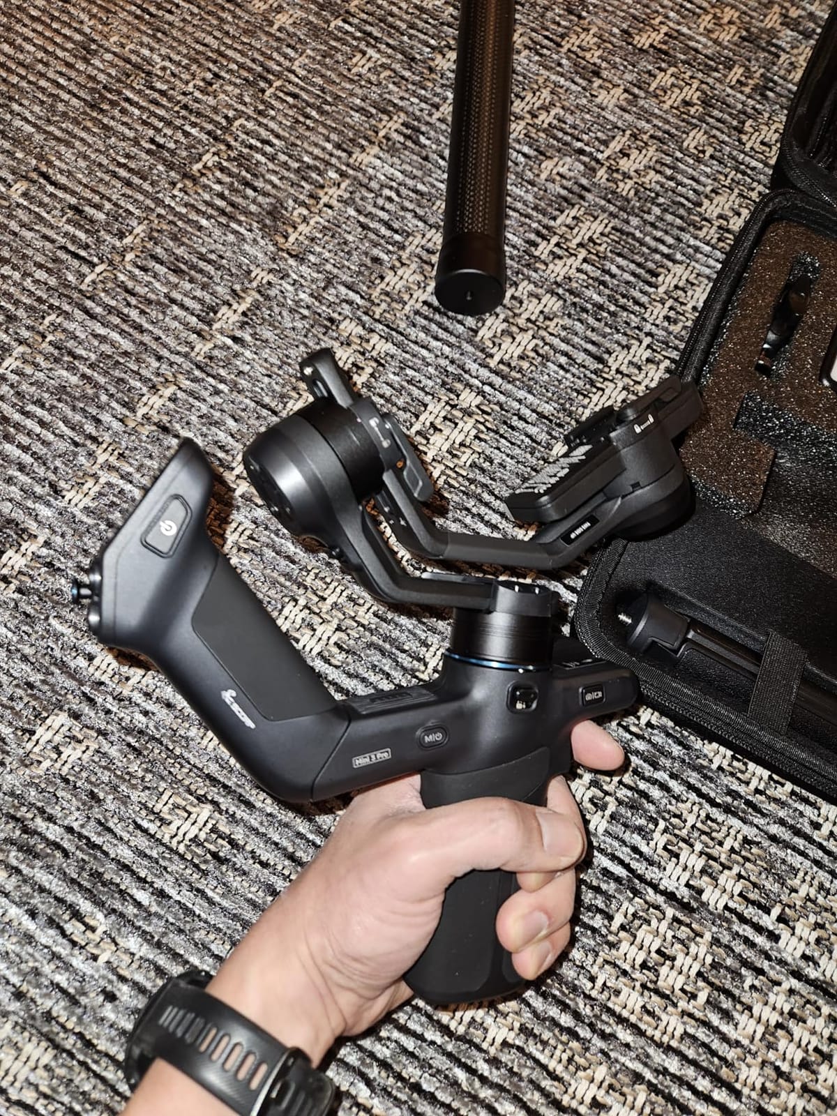 FeiyuTech SCORP Mini 3 Pro Kit Gimbal for Camera/Action Camera/Smartphone customer photo 2