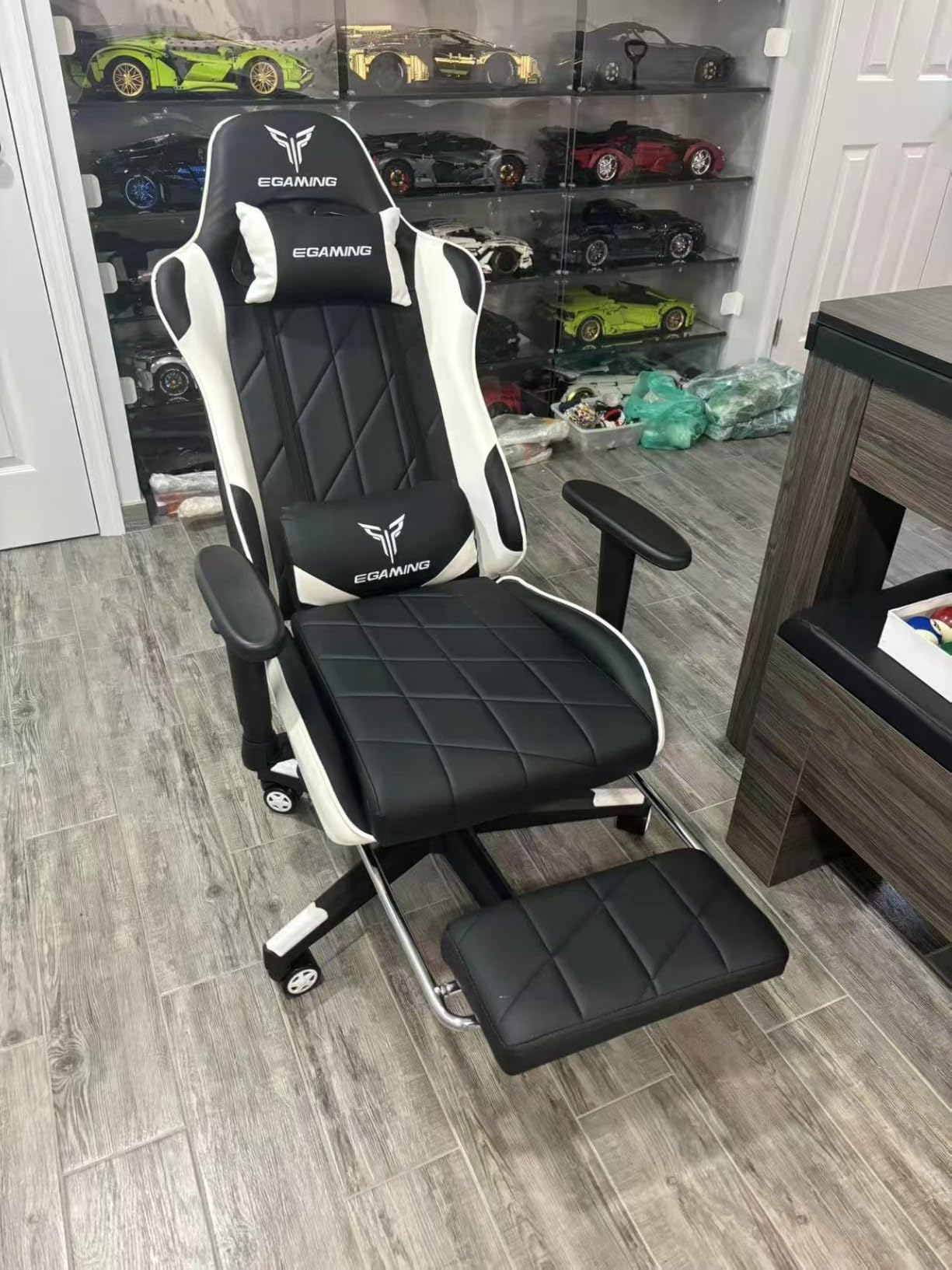 Gaming Chair, Big and Tall Video Game Chair with High Back PU Leather, Home Office Ergonomic Computer Chair with Footrest, Adjustable Height, 360° Swivel Wheels for Adults and Teens customer photo 2